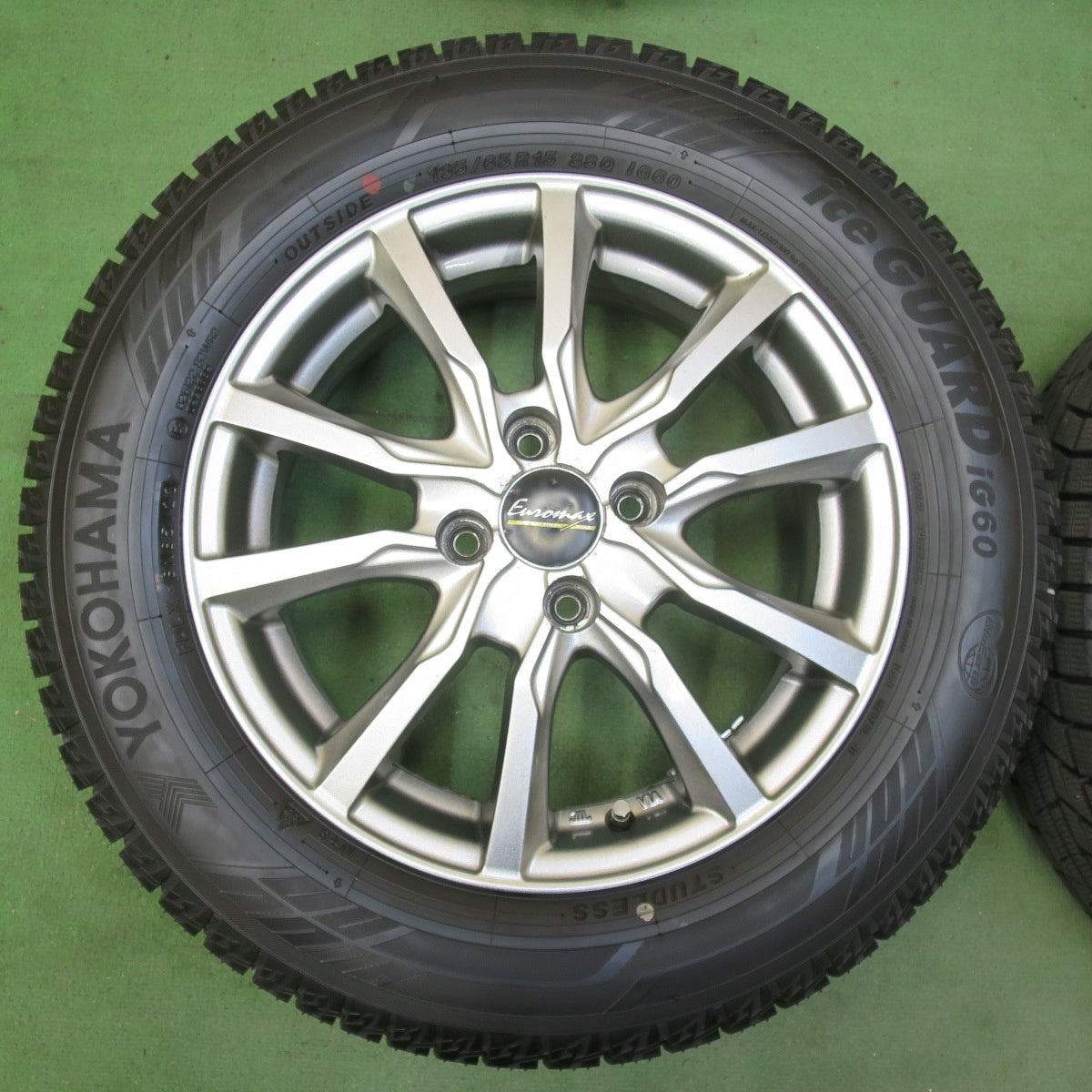 バリ溝！23年！ほぼ10分★スタッドレス 185/65R15 ヨコハマ アイスガード iG60 Euromax ユーロマックス 15インチ PCD100/4H★5101411イス