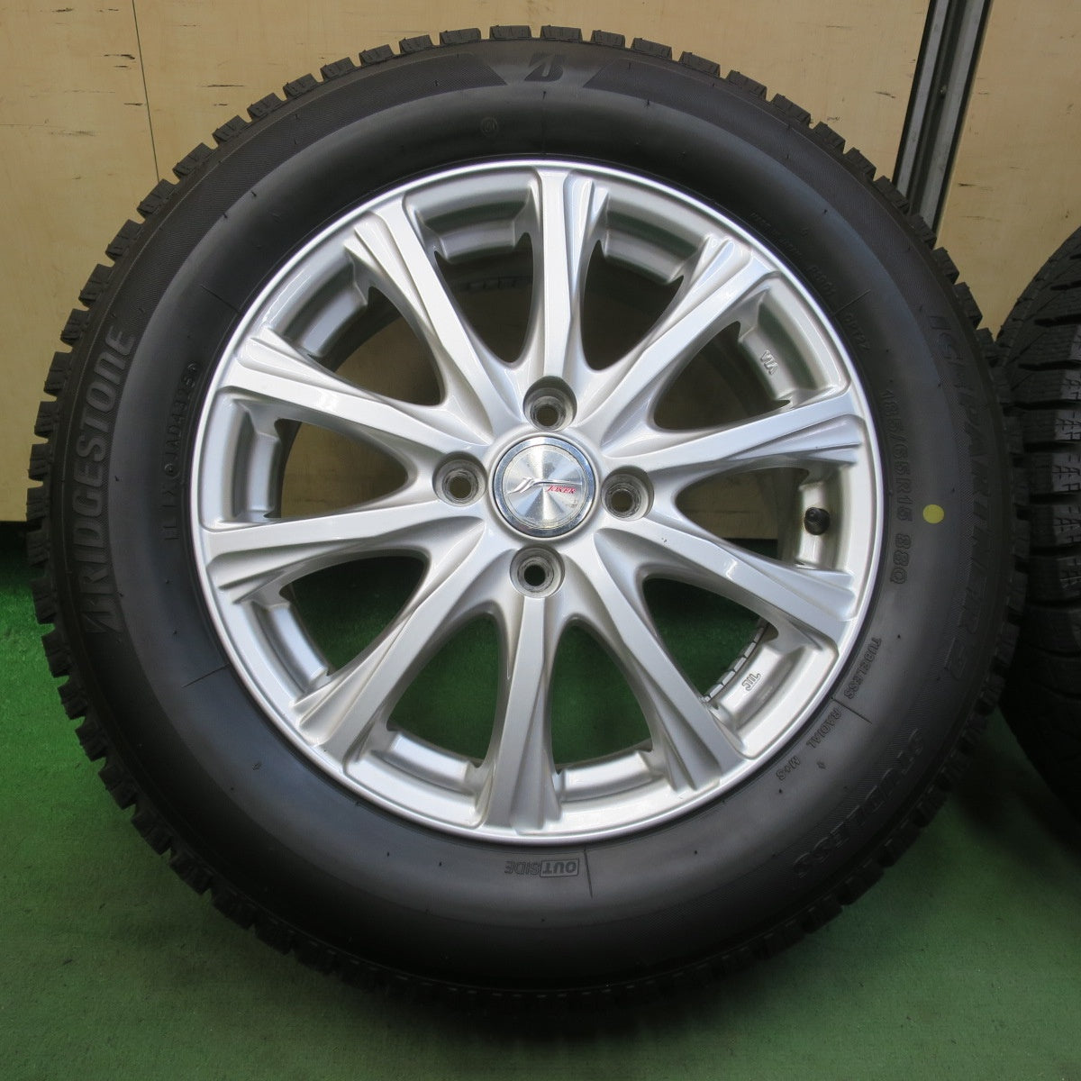 バリ溝！25年！ほぼ10分★スタッドレス 185/65R15 ブリヂストン アイスパートナー2 JOKER ジョーカー 15インチ PCD100/4H★6050807イス