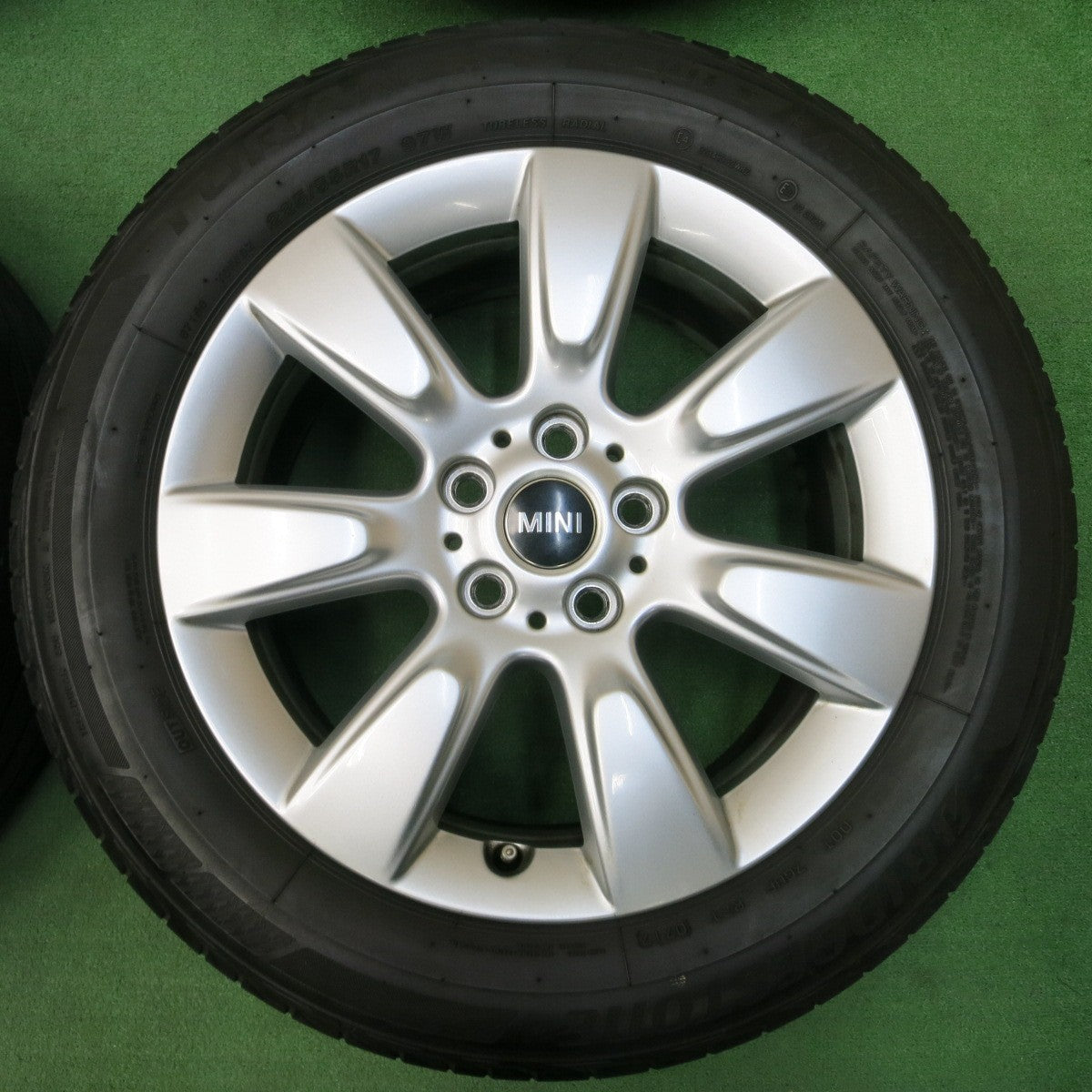 *送料無料* 4本価格★MINI ミニ クロスオーバー 純正 225/55R17 ブリヂストン トランザ R001I 17インチ PCD112/5H★4032601イノ