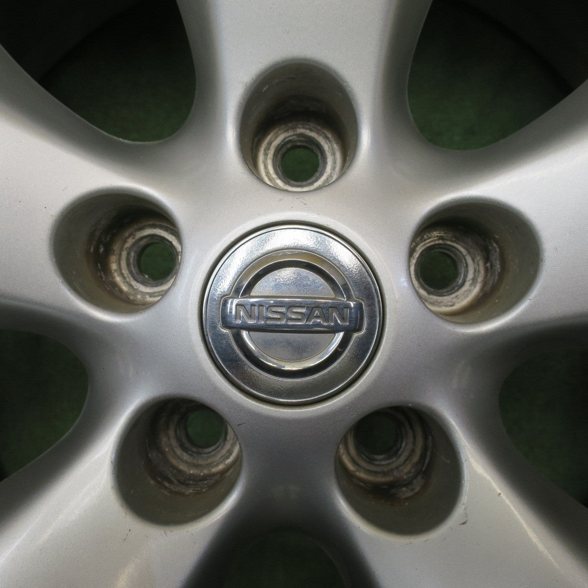 バリ溝！9.5分★日産 T31 エクストレイル 純正 225/55R18 スタッドレス ブリヂストン ブリザック VRX2 18インチ PCD114.3/5H★6052201NJス