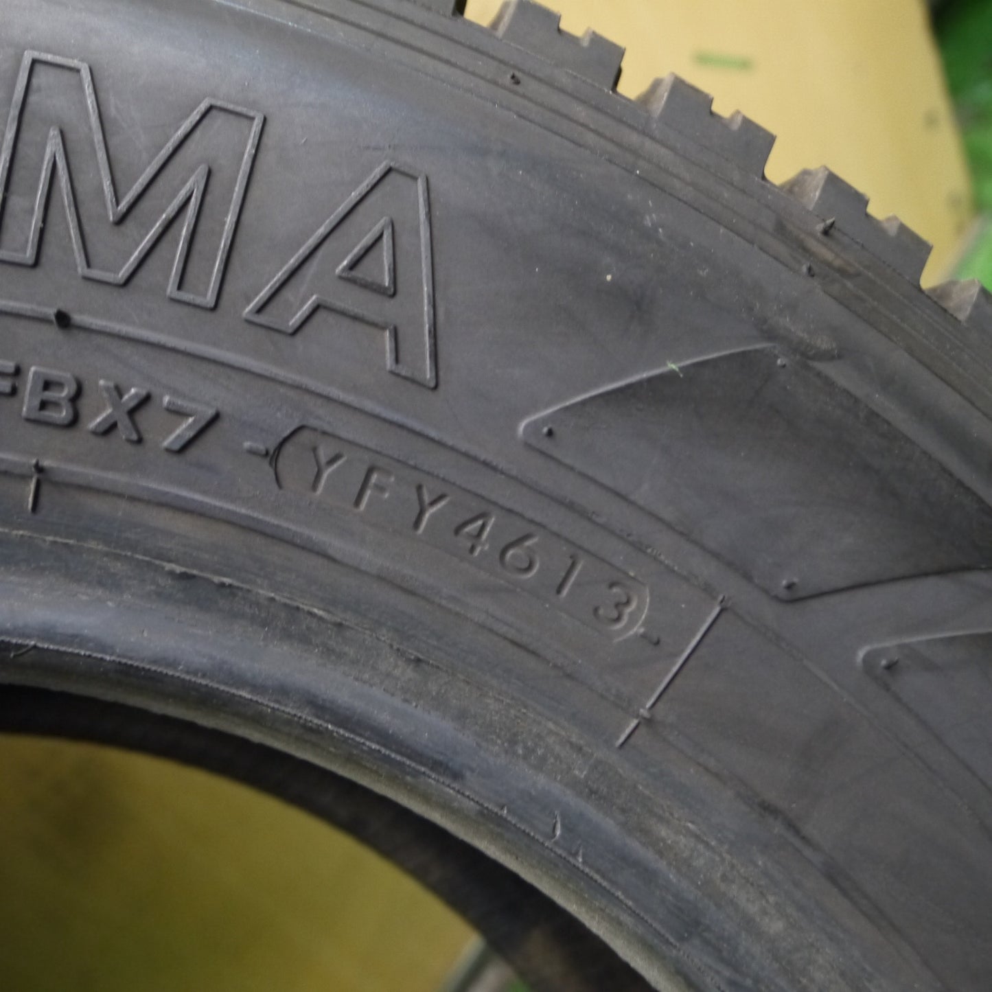 *送料無料* バリ溝！8.5分★小型 トラック バン タイヤ 195/75R15 109/107L スタッドレス ヨコハマ SY01 15インチ★4040209Hスタ