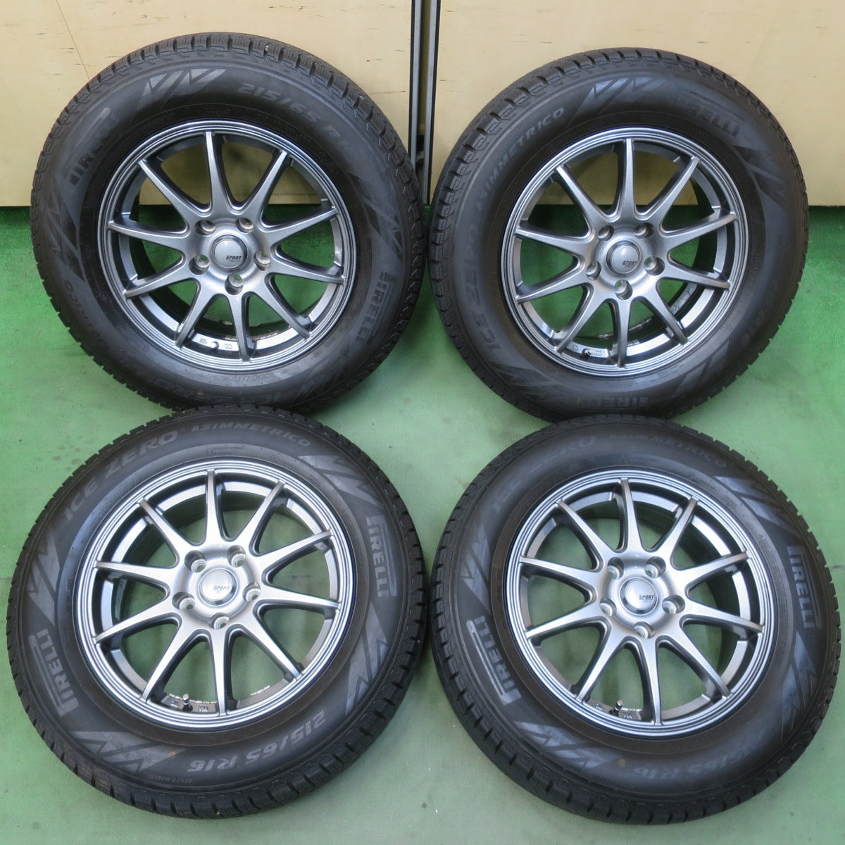バリ溝！22年！キレイ！8.5分★スタッドレス 215/65R16 ピレリ アイスゼロ アシンメトリコ SPORT ABELIA スポルト アベリア 16インチ PCD114.3/5H★6032502イス