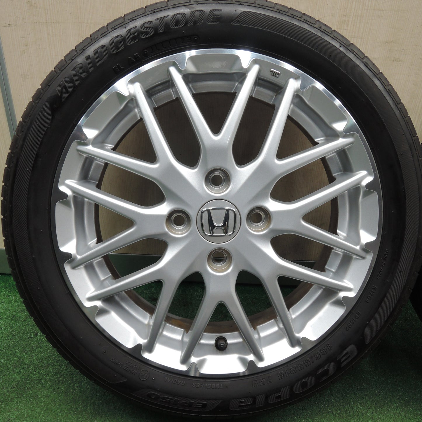 *送料無料* ほぼ新車外し！23年！★ホンダ N-BOX カスタム 純正 165/55R15 ブリヂストン エコピア EP150 15インチ PCD100/4H★4032401HAノ