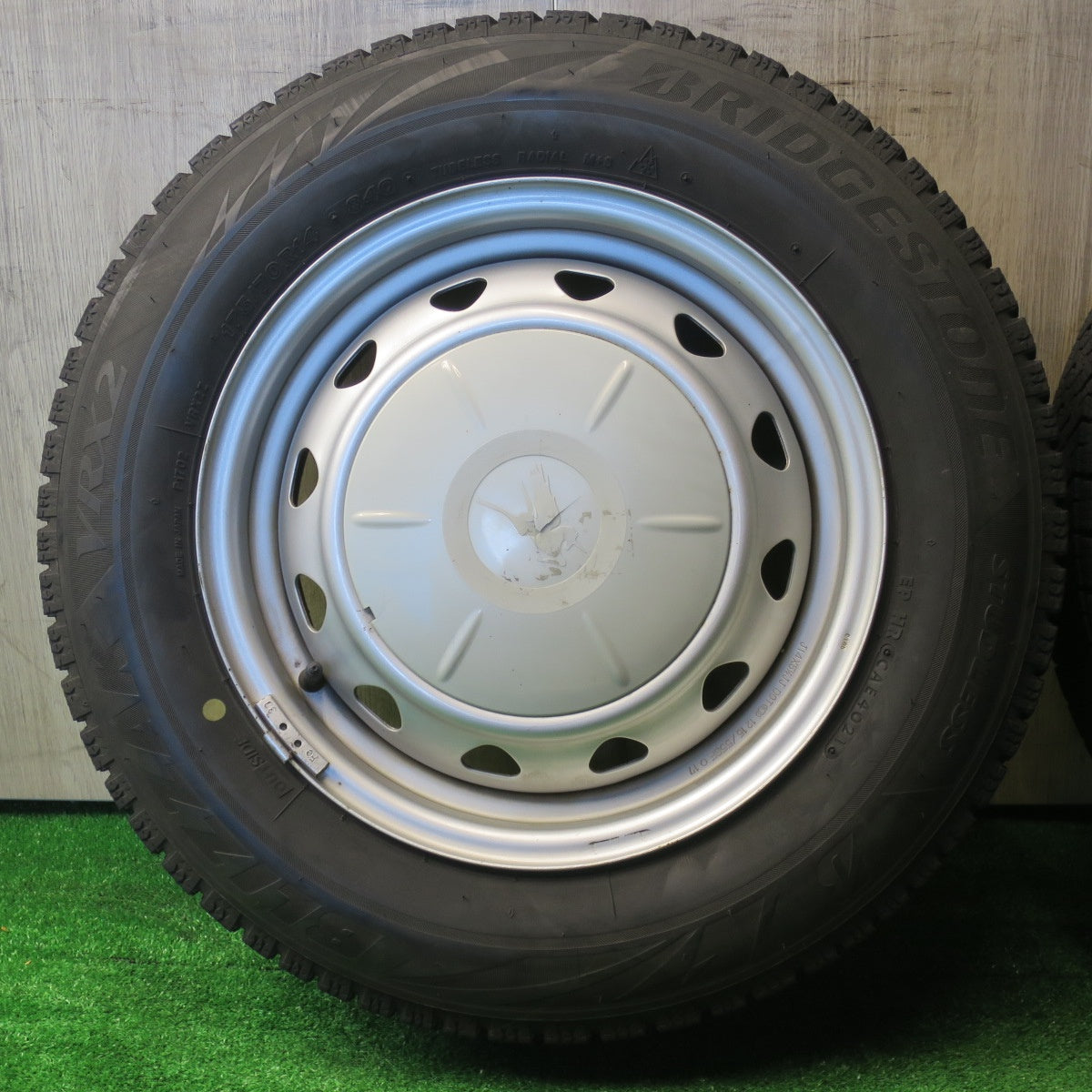4本価格★スタッドレス 175/70R14 ブリヂストン ブリザック VRX2 スチール ホイール 14インチ PCD 100 114.3/4H マルチ★6041701NJス