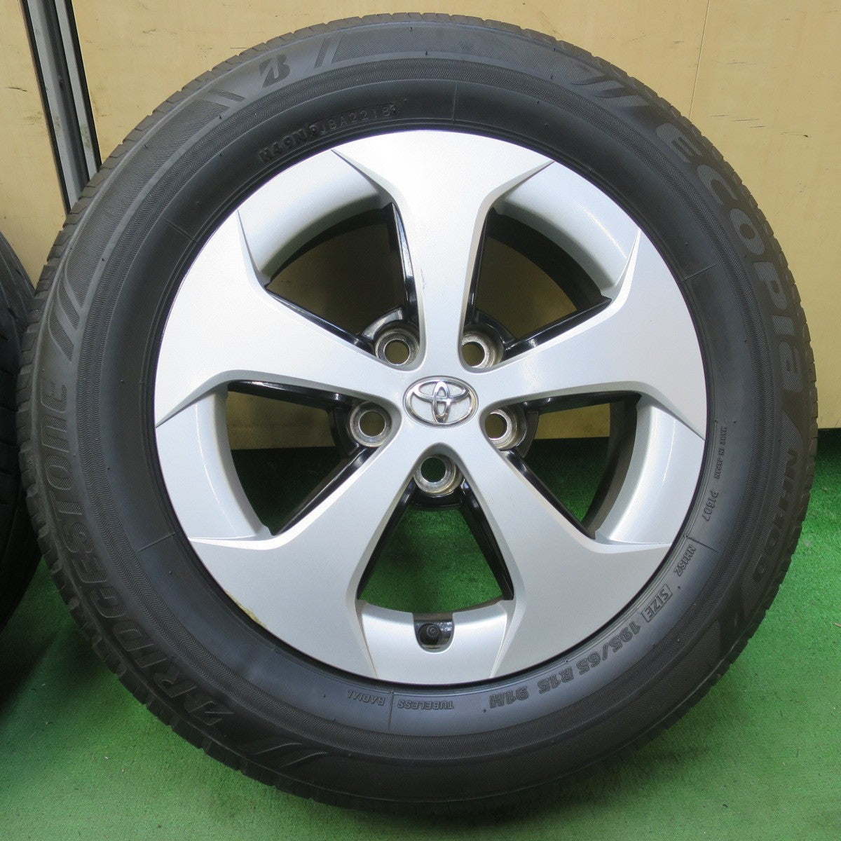 4本価格★トヨタ 30系 プリウス 後期 純正 195/65R15 ブリヂストン エコピア NH100 EX20 15インチ PCD100/5H★5080408イノ
