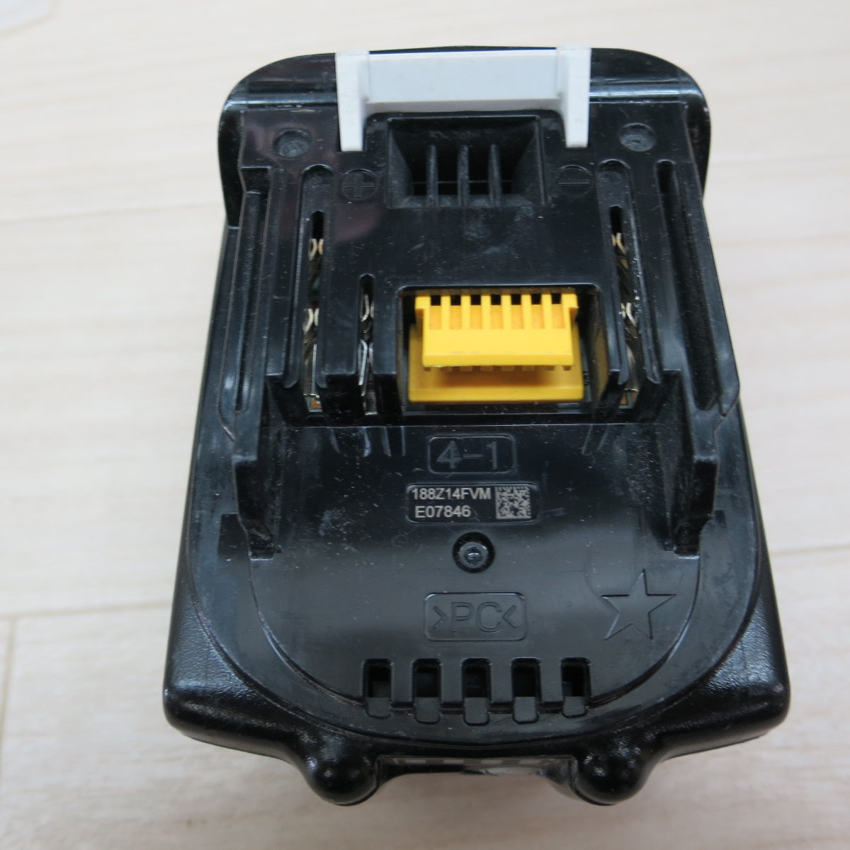 [送料無料] 2個セット☆マキタ 純正 バッテリー BL1830B 18V 3.0Ah Li-ion リチウムイオン 電動 工具☆