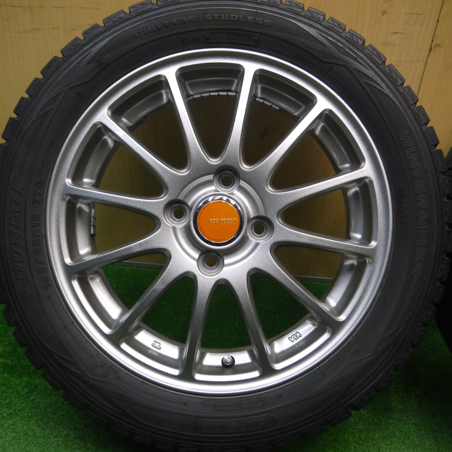 [送料無料] キレイ★スタッドレス 165/60R15 ダンロップ ウインターマックス WM01 ECO FORME エコフォルム 軽自動車 ハスラー デリカミニ等 PCD100/4H★4122703Hス