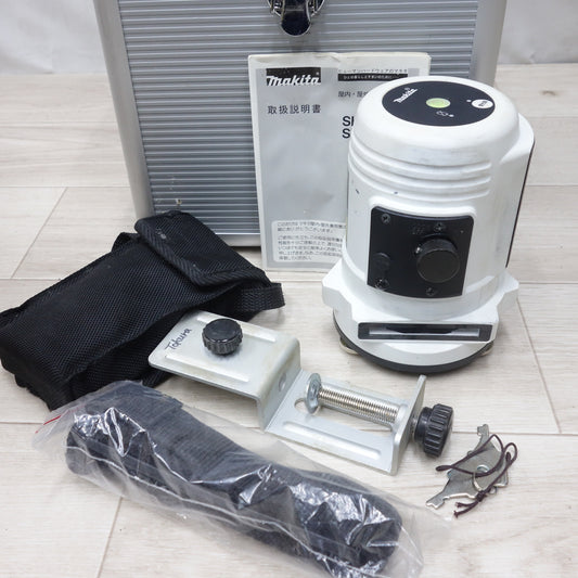 [送料無料] ◆マキタ レーザー 墨出し器 SK640PHZ 屋内・屋外 兼用 墨出器 高輝度 ラインポイント 防塵 防水 仕様 makita 現状品◆
