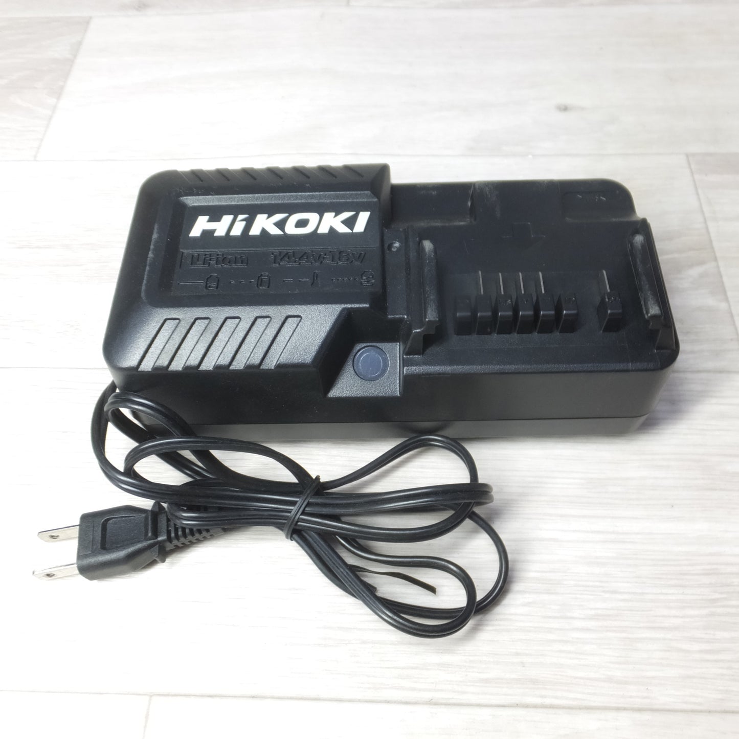 [送料無料] ◆HiKOKI ハイコーキ コードレスインパクトドライバ FWH14DGL 14.4V バッテリー2個 充電器付き 電動工具◆