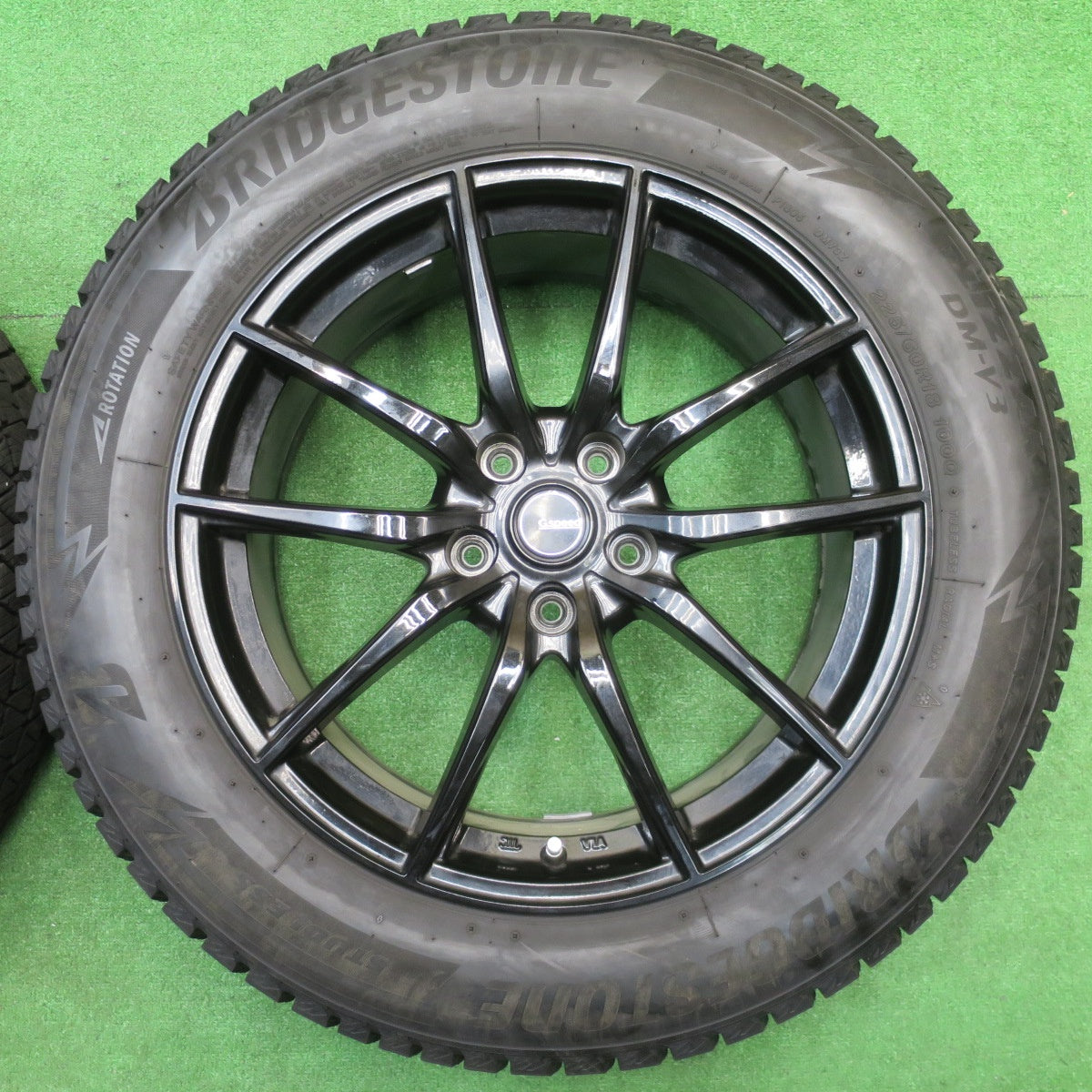 バリ溝！キレイ！9.5分★G.Speed スタッドレス 225/60R18 ブリヂストン ブリザック DM-V3 Gスピード 18インチ PCD114.3/5H★5110909NJス