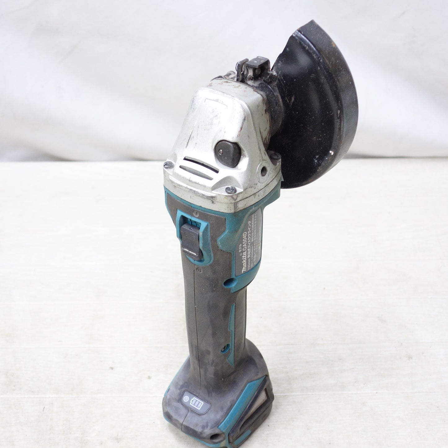 [送料無料] ◆makita マキタ 125mm 充電式ディスクグラインダ GA504D 18V 研磨機 電動工具 本体のみ◆
