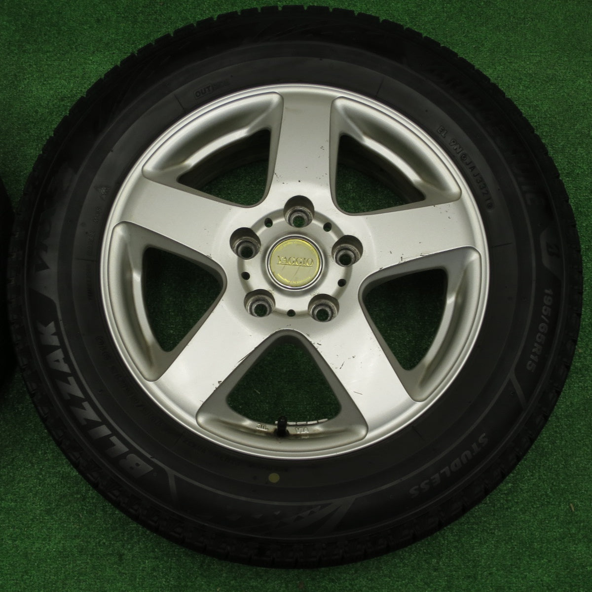 4本価格！21年★スタッドレス 195/65R15 ブリヂストン ブリザック VRX3 VAGGIO ヴァッジオ 15インチ PCD114.3/5H★5120703NKス