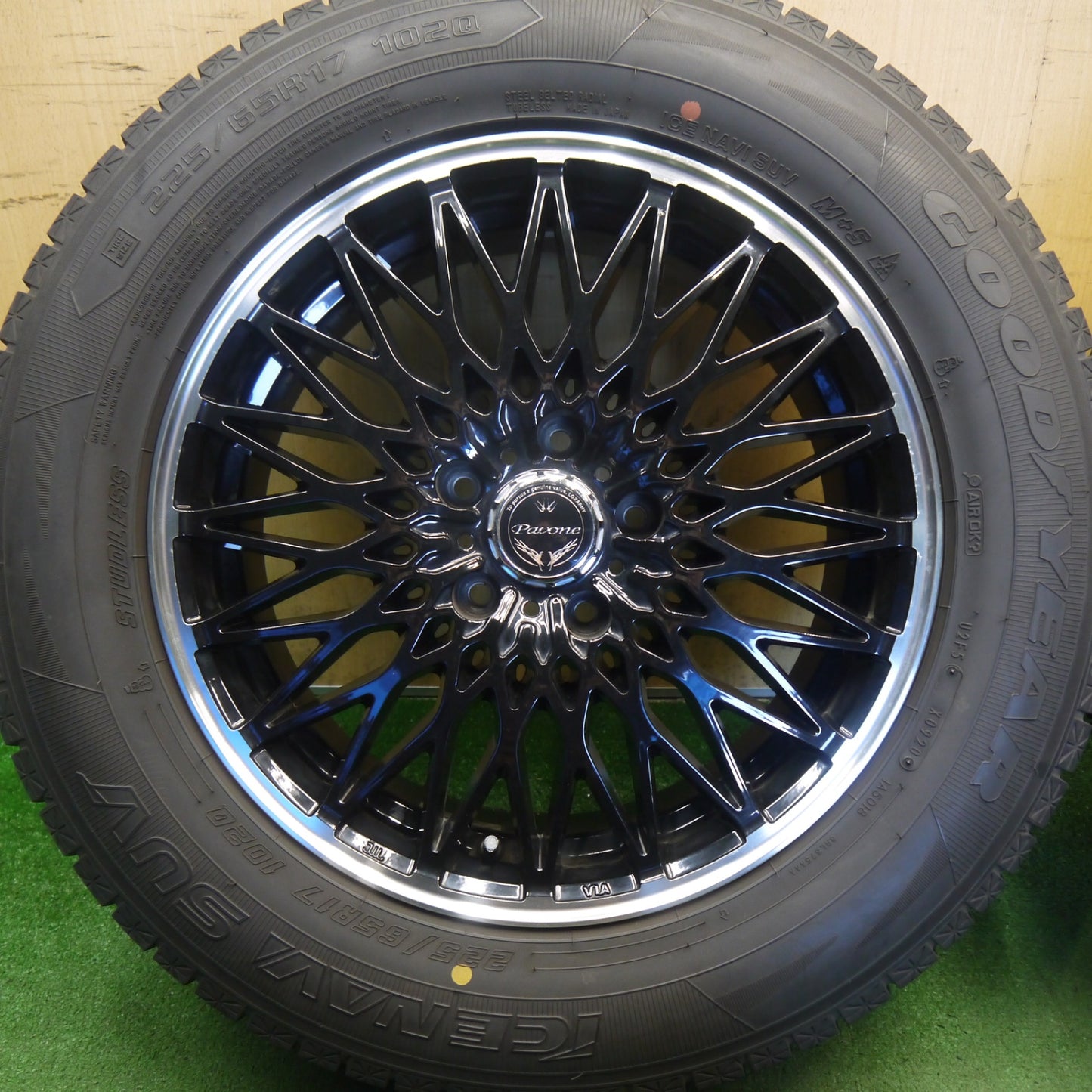 バリ溝！キレイ！9分★LOXARNY Pavone 225/65R17 スタッドレス グッドイヤー アイスナビ SUV ロクサーニ パヴォーネ 17インチ PCD114.3/5H★6060307Hス