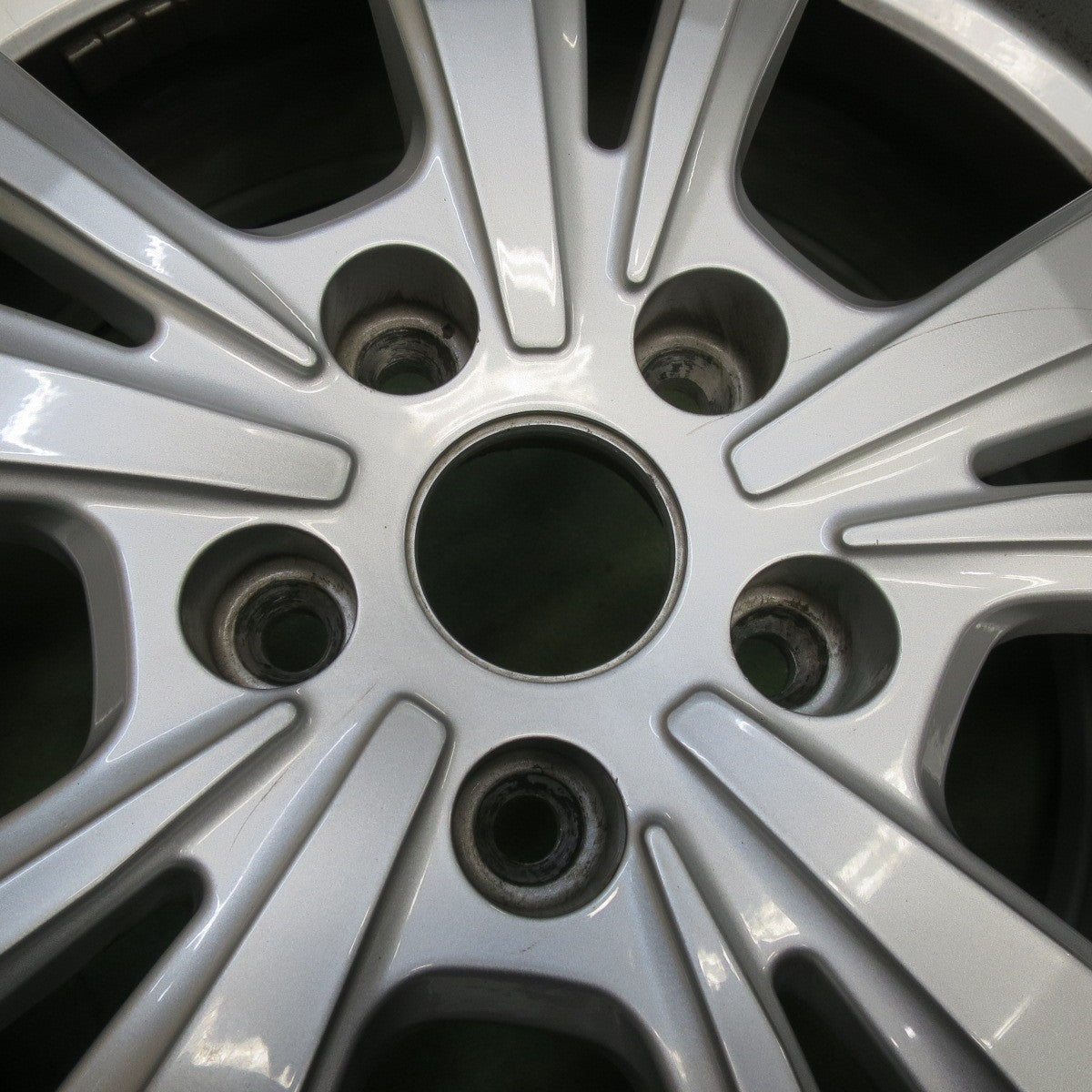 バリ溝！21年！9.5分★MINI ミニ 等 smartline 365 225/55R17 スタッドレス ブリヂストン ブリザック VRX3 スマートライン 17インチ PCD112/5H★5110901IMス