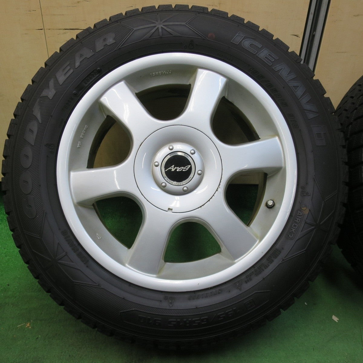 バリ溝！9分★スタッドレス 195/65R15 グッドイヤー アイスナビ6 Areg 15インチ PCD100 114.3/5H マルチ★5021501イス
