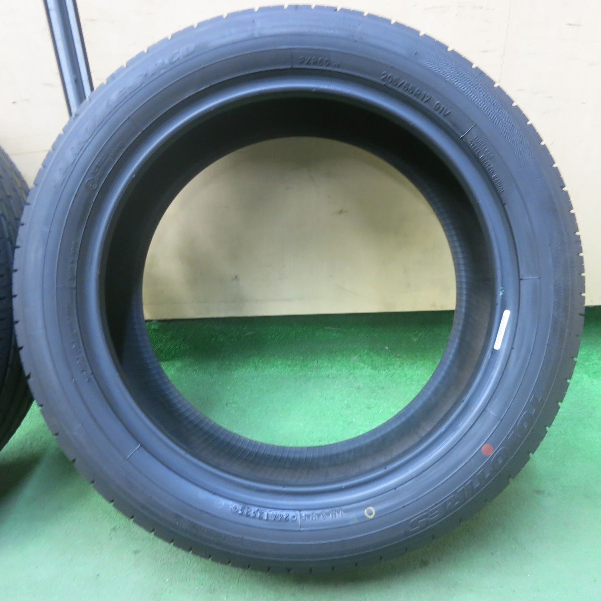 新車外し！25年★205/55R17 トーヨー プロクセス R60 タイヤ 17インチ ノア ヴォクシー ステップワゴン キックス 等★5120107SKノタ