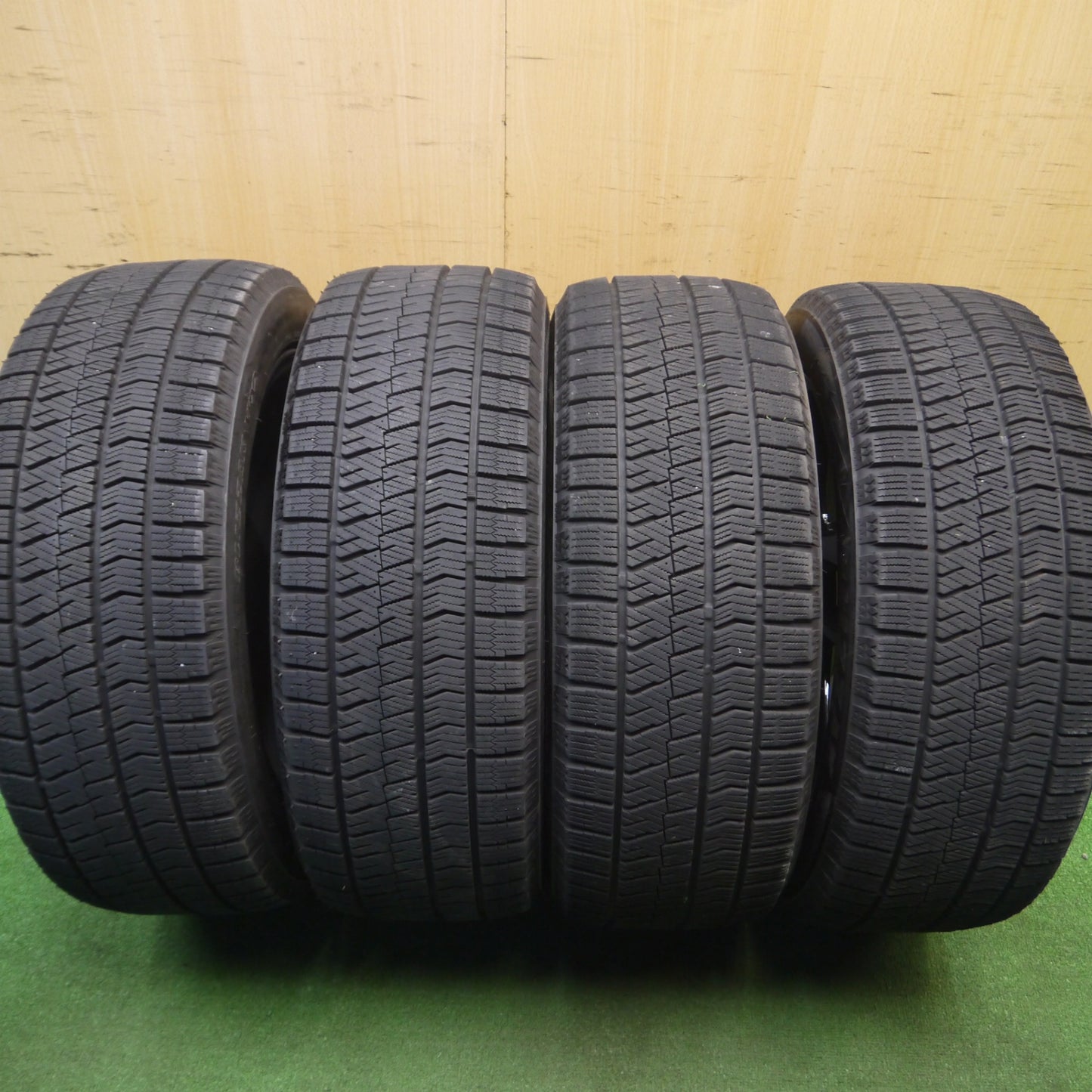 [送料無料] バリ溝！キレイ！9.5分★スバル レヴォーグ 純正 OP 215/50R17 スタッドレス ブリヂストン ブリザック VRX2 17インチ PCD114.3/5H★5011707Hス