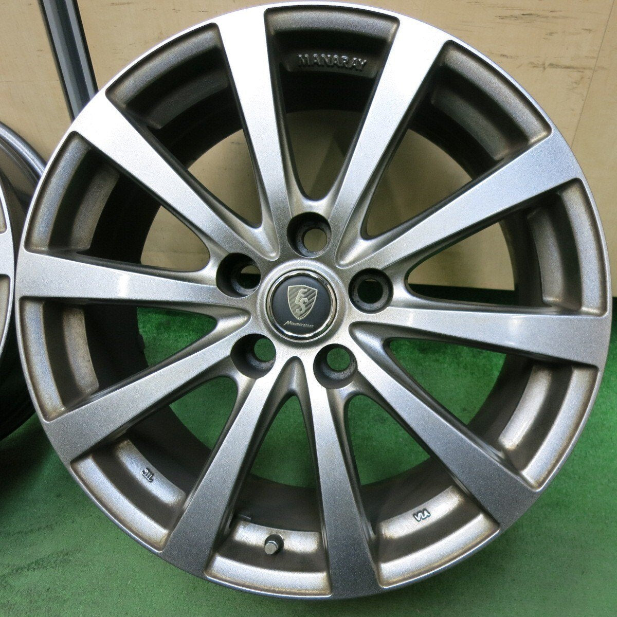 4本価格★レクサス 等 MANARAY SPORT マナレイスポーツ 18インチ ホイール 18×8J PCD120/5H★5021002SYホ