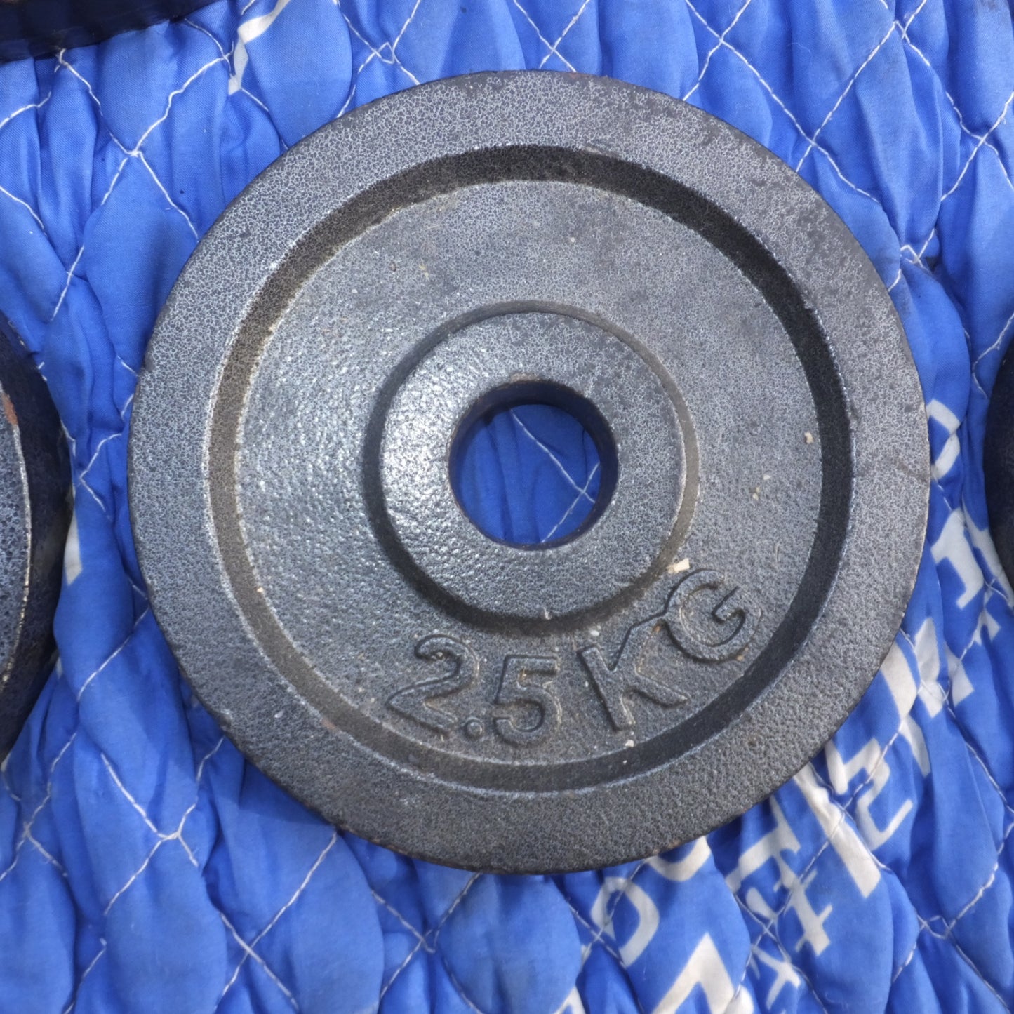 [送料無料] 2個口 岐阜発★ボディメーカー BODYMAKER バーベル シャフト プレート 20kg×2 2.5kg×2 1.25kg×2　計 47.5kg セット★