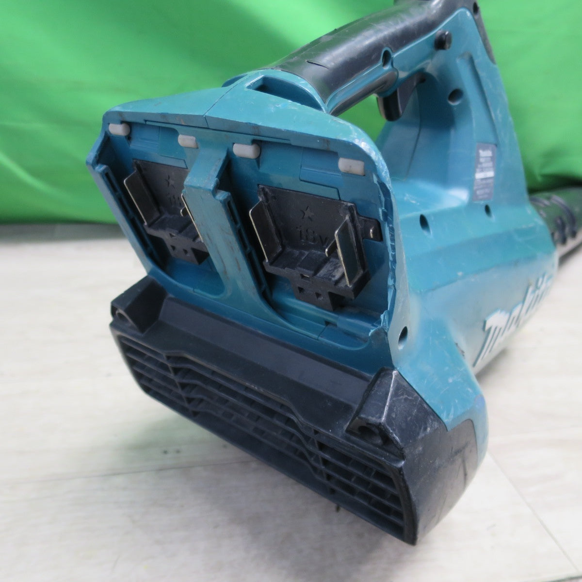 [送料無料] ☆マキタ 充電式 ブロワ 36V MUB362D 本体のみ ブロア ブロワー 集じん 電動 工具☆