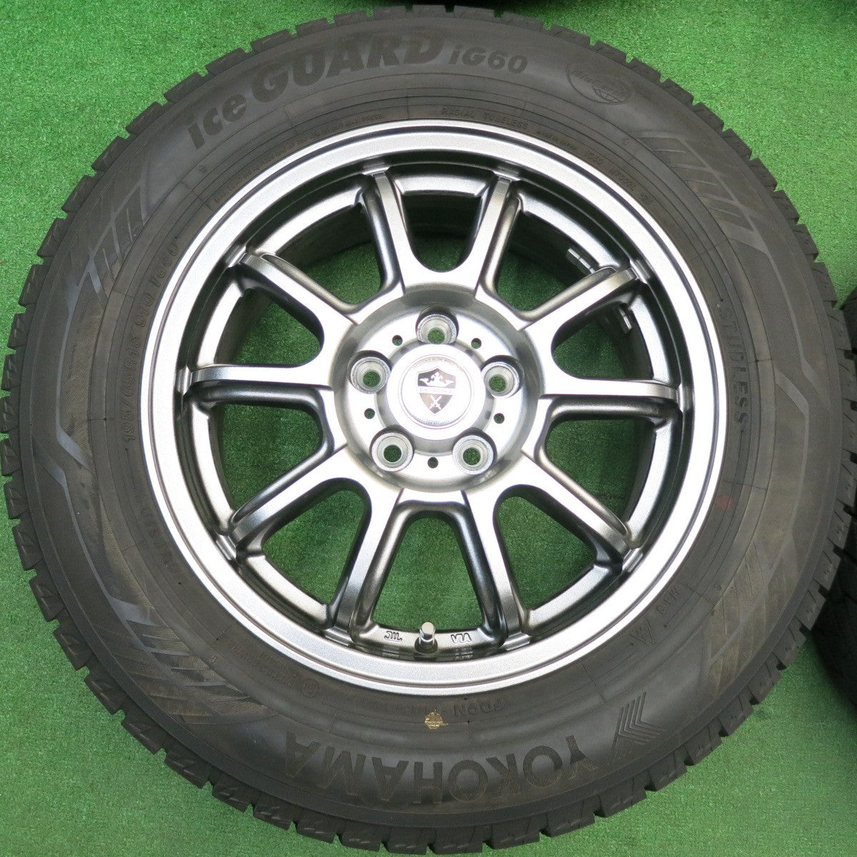 バリ溝！21年！キレイ！ほぼ10分★プリウス 等 195/65R15 スタッドレス ヨコハマ アイスガード iG60 ESTROSA エステローザ 15インチ PCD100/5H★5113003HAス