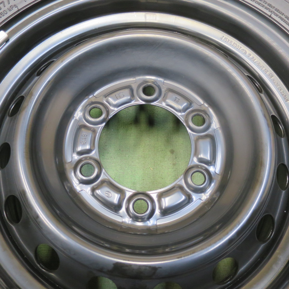 新車外し！24年◎トヨタ 200系 ハイエース 純正 スチール 195/80R15 107/105S ダンロップ SP175N 15インチ PCD139.7/6H◎6100609イノ