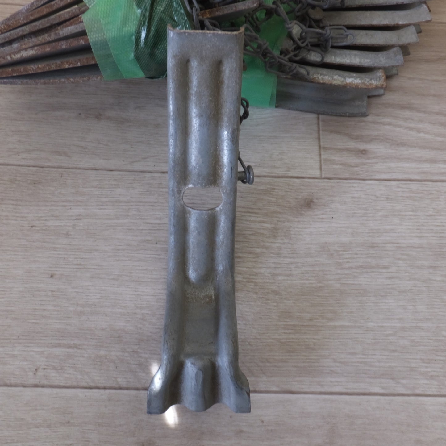 [送料無料] ★型枠金物 兼用金物 約 39個 セット　メーカー 形式 不明★