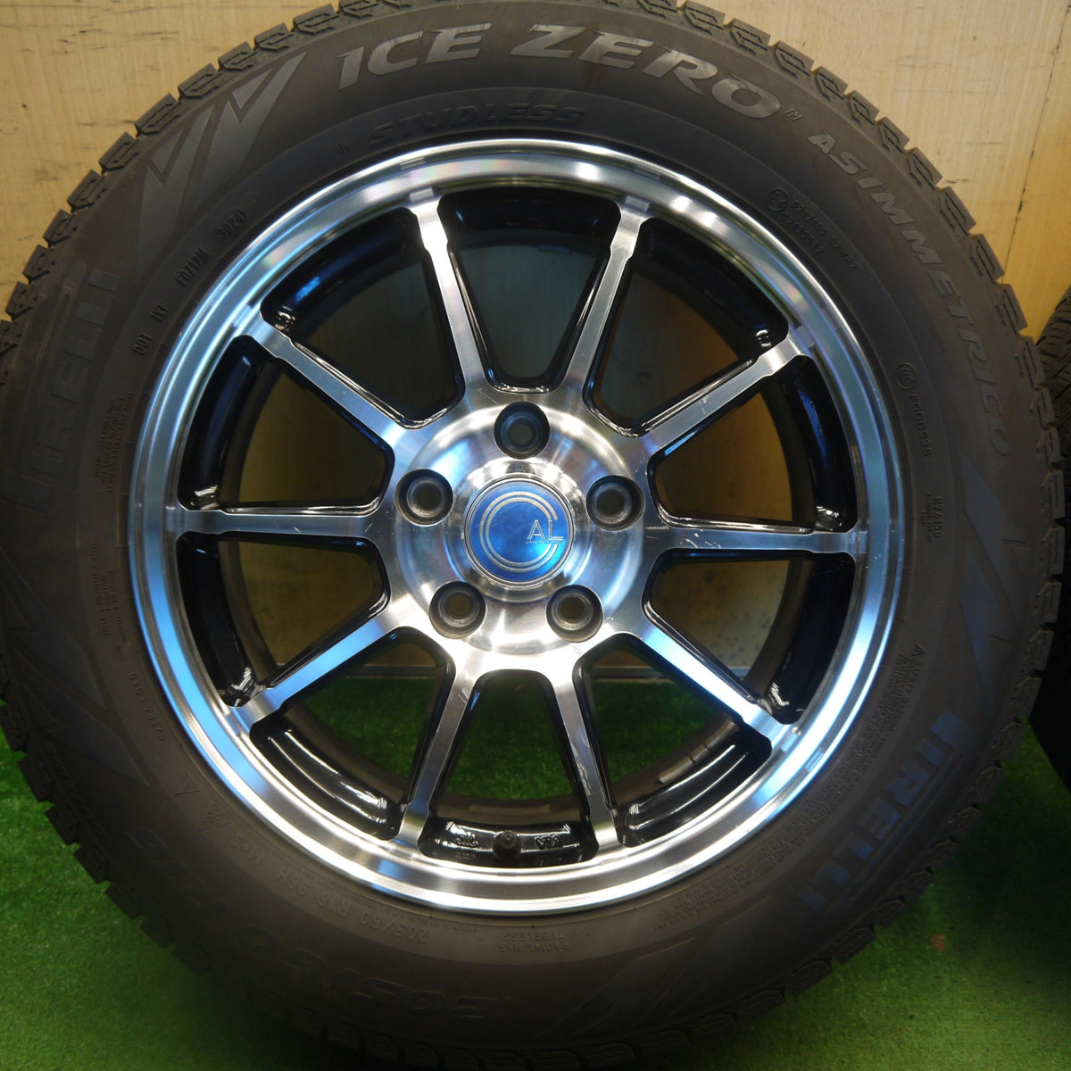 バリ溝！24年！9.5分以上◎スタッドレス 205/60R16 ピレリ アイスゼロ アシンメトリコ AL 社外 アルミ 16インチ PCD114.3/5H◎6083104Hス