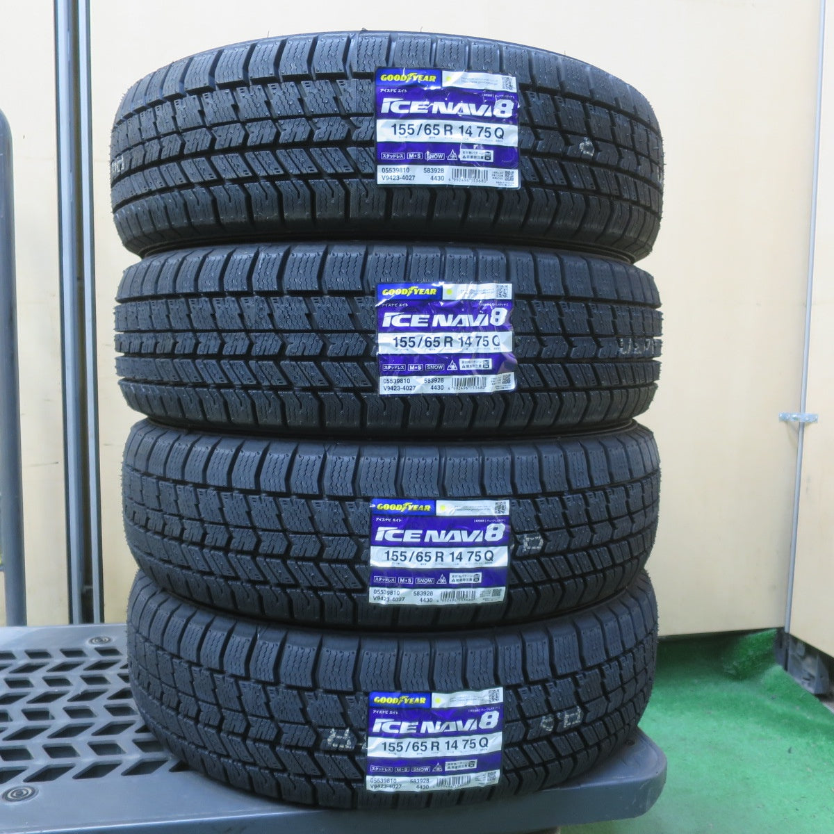 未使用！26年◎スタッドレス 155/65R14 グッドイヤー アイスナビ8 タイヤ 14インチ N-BOX スペーシア タント ムーヴ ウェイク 等◎6080905イスタ