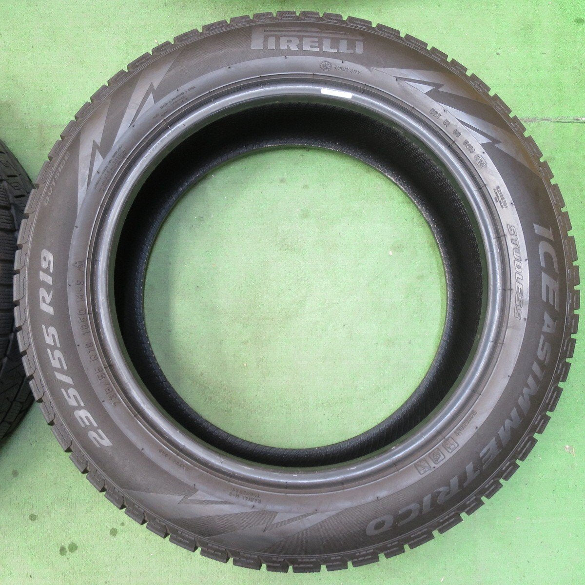 4本 21年★スタッドレス 235/55R19 ピレリ アイスアシンメトリコ RAV4 アウトランダー エクストレイル CX-60等★5040310イスタ