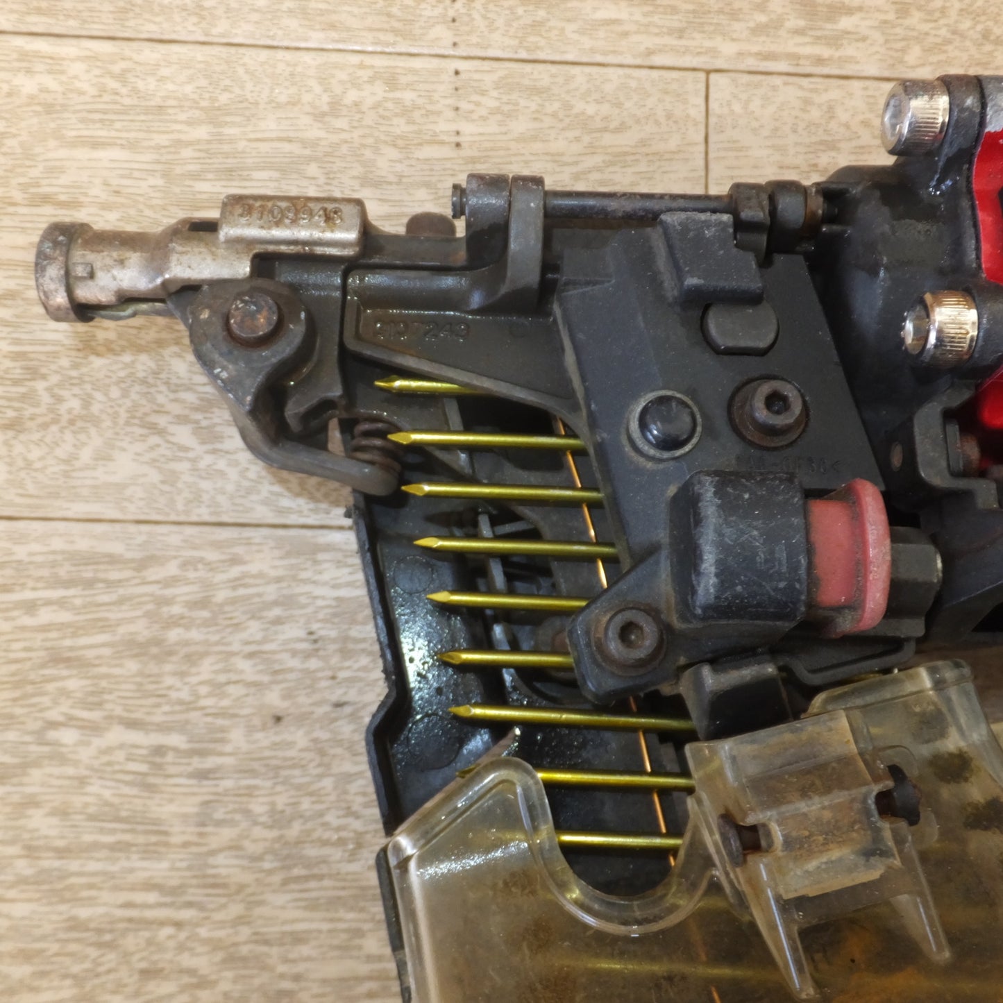 [送料無料] ★マキタ makita 65mm 高圧エア釘打 AN636H　使用空気圧 1.18～2.26MPa★