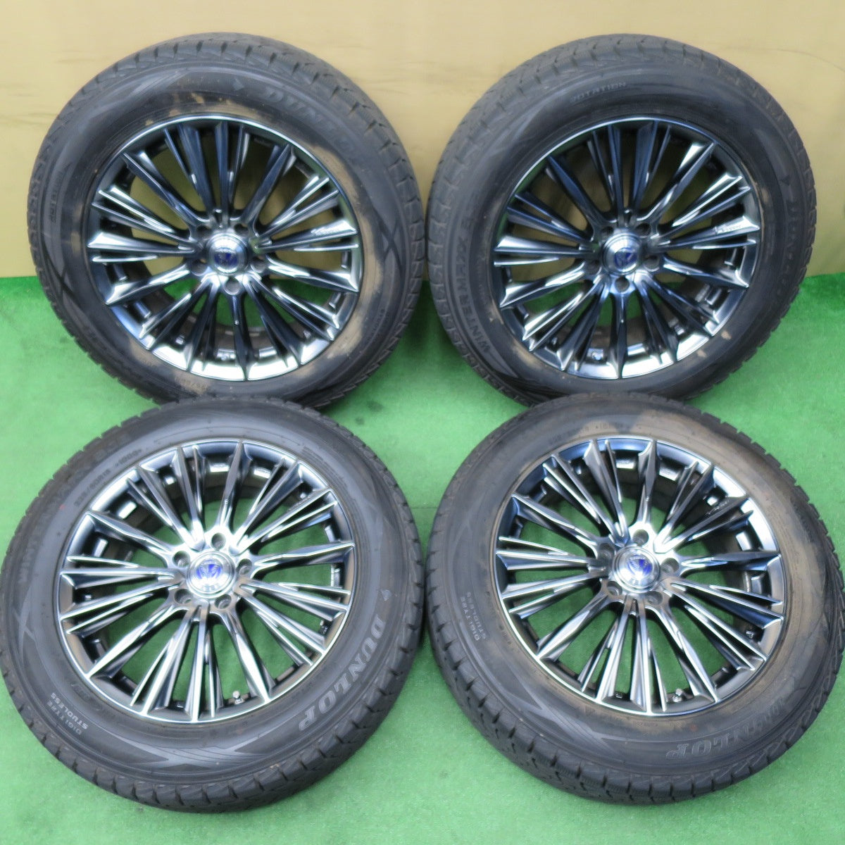 バリ溝！9.5分★RAYS VERSUS VOUGE 225/60R18 スタッドレス ダンロップ ウインターマックス SJ8 18インチ レイズ ベルサス ヴォウジェ PCD114.3/5H★6040302NKス