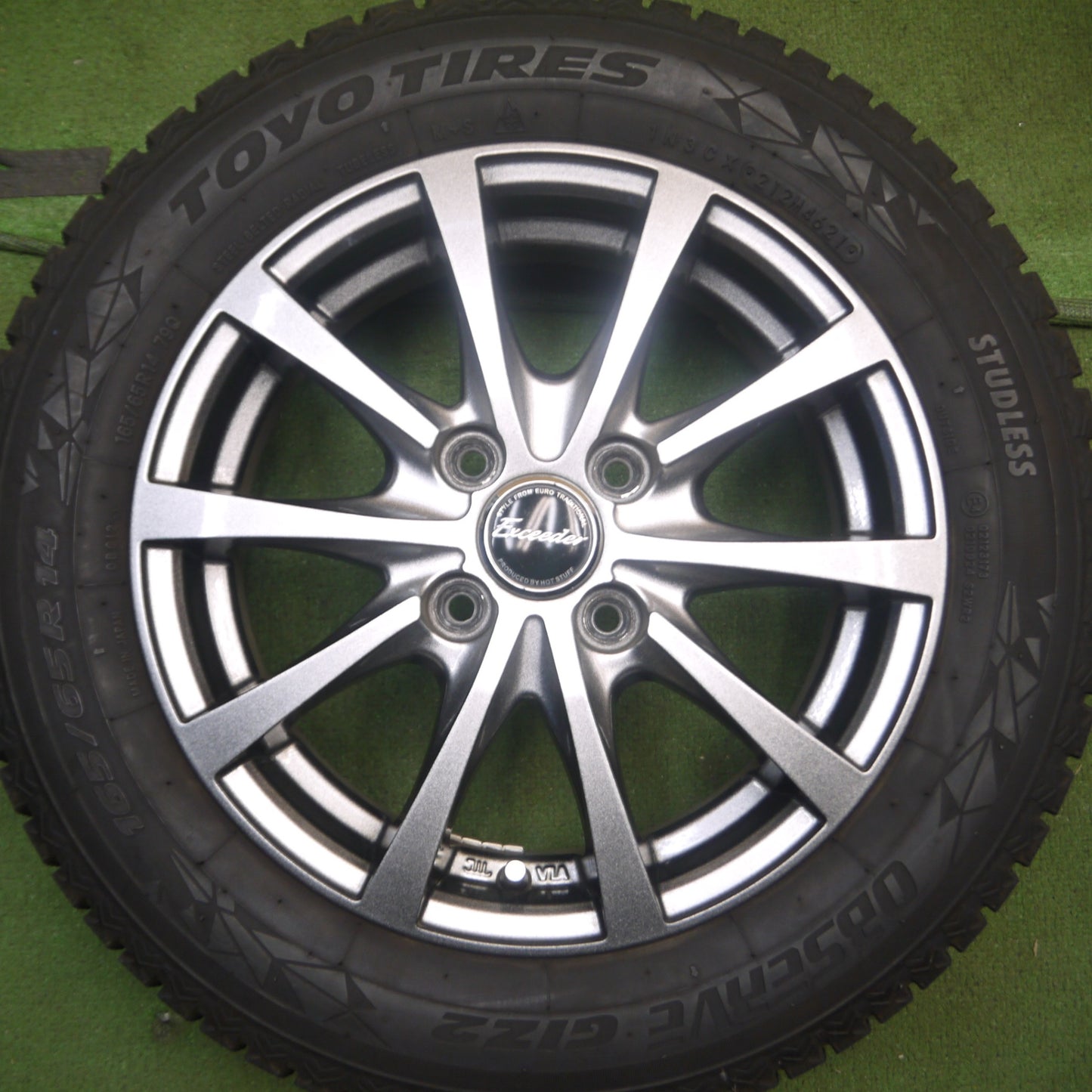 *送料無料* バリ溝！21年！キレイ！9分★スタッドレス 165/65R14 トーヨー オブザーブ GIZ2 Exceeder エクシーダー 14インチ PCD100/4H★4062609Hス