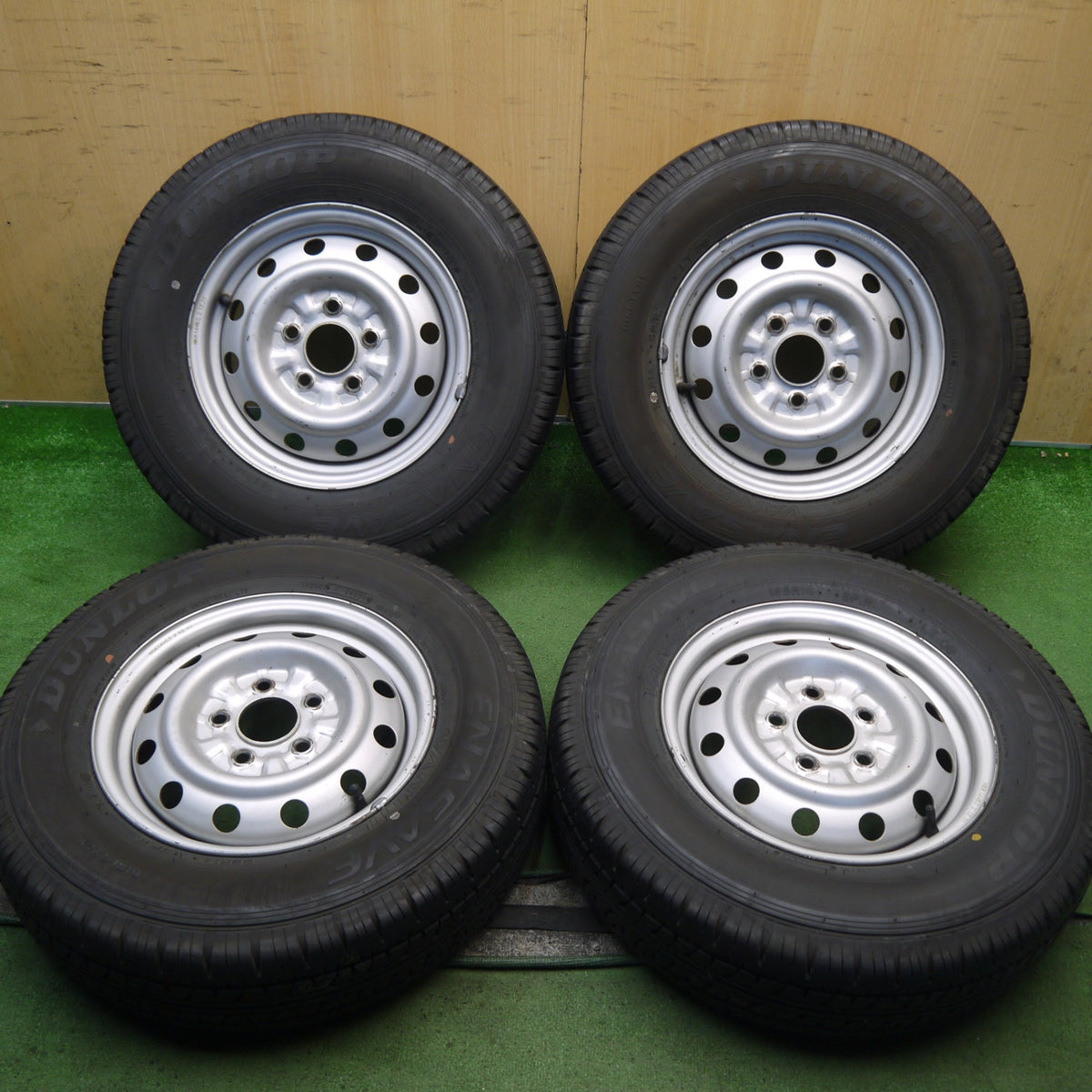 バリ溝！22年！9.5分◎185R14 6PR ダンロップ エナセーブ VAN01 スチール ホイール 14インチ PCD114.3/5H◎6090406Hノ