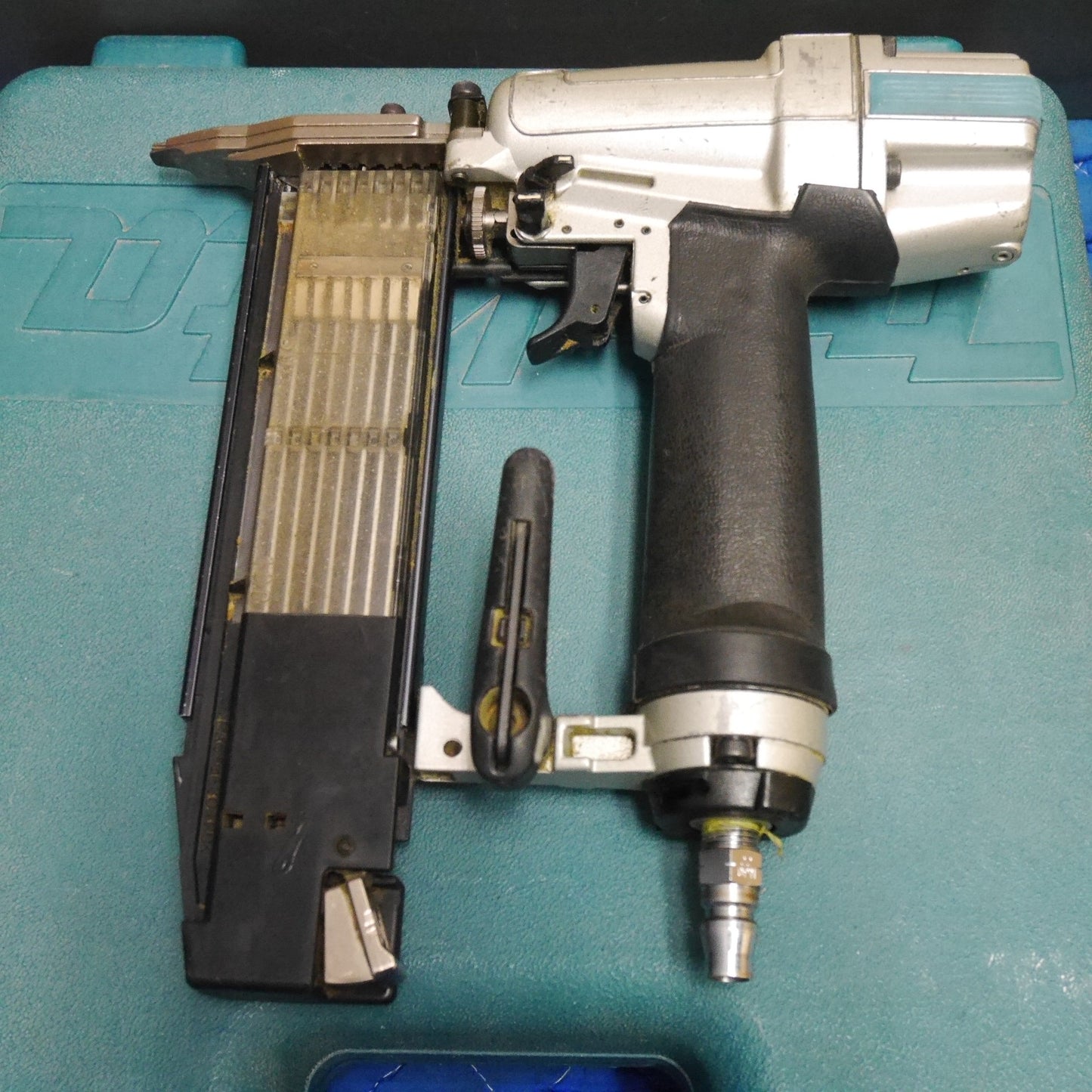 [送料無料] 3点まとめ売り☆マキタ 常圧 仕上 釘打 AF502 ピン タッカー AF351 型式 不明 エアー ツール 工具 makita 現状品☆