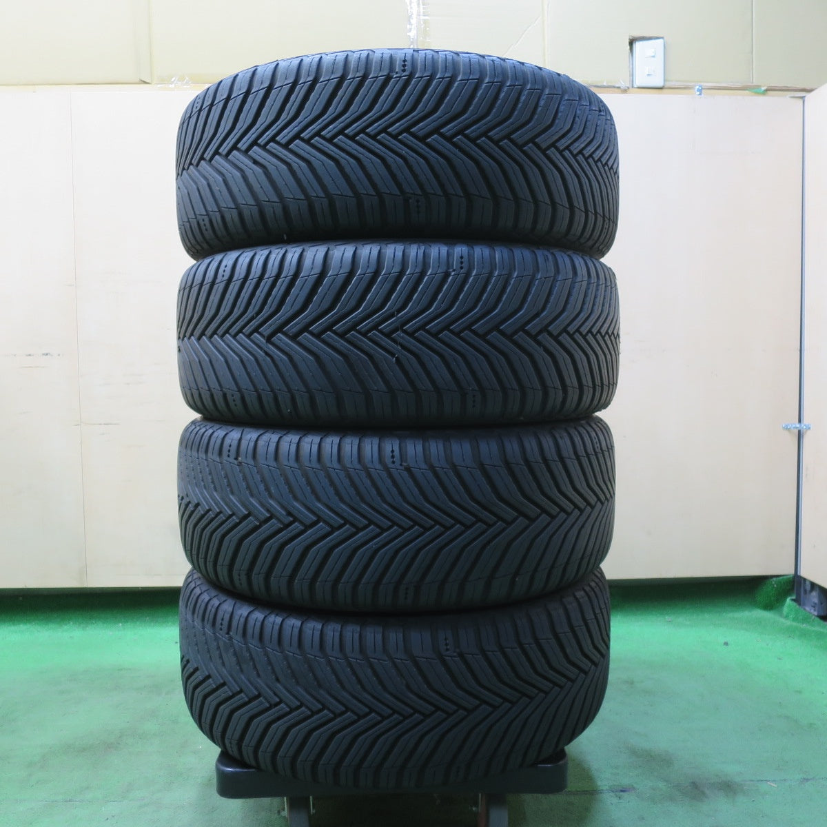 バリ溝！23年！9.5分以上★Sparco PISTA O・Z 215/45R17 ミシュラン CROSSCLIMATE2 スパルコ ピスタ OZ 17インチ PCD114.3/5H★5042102イノ