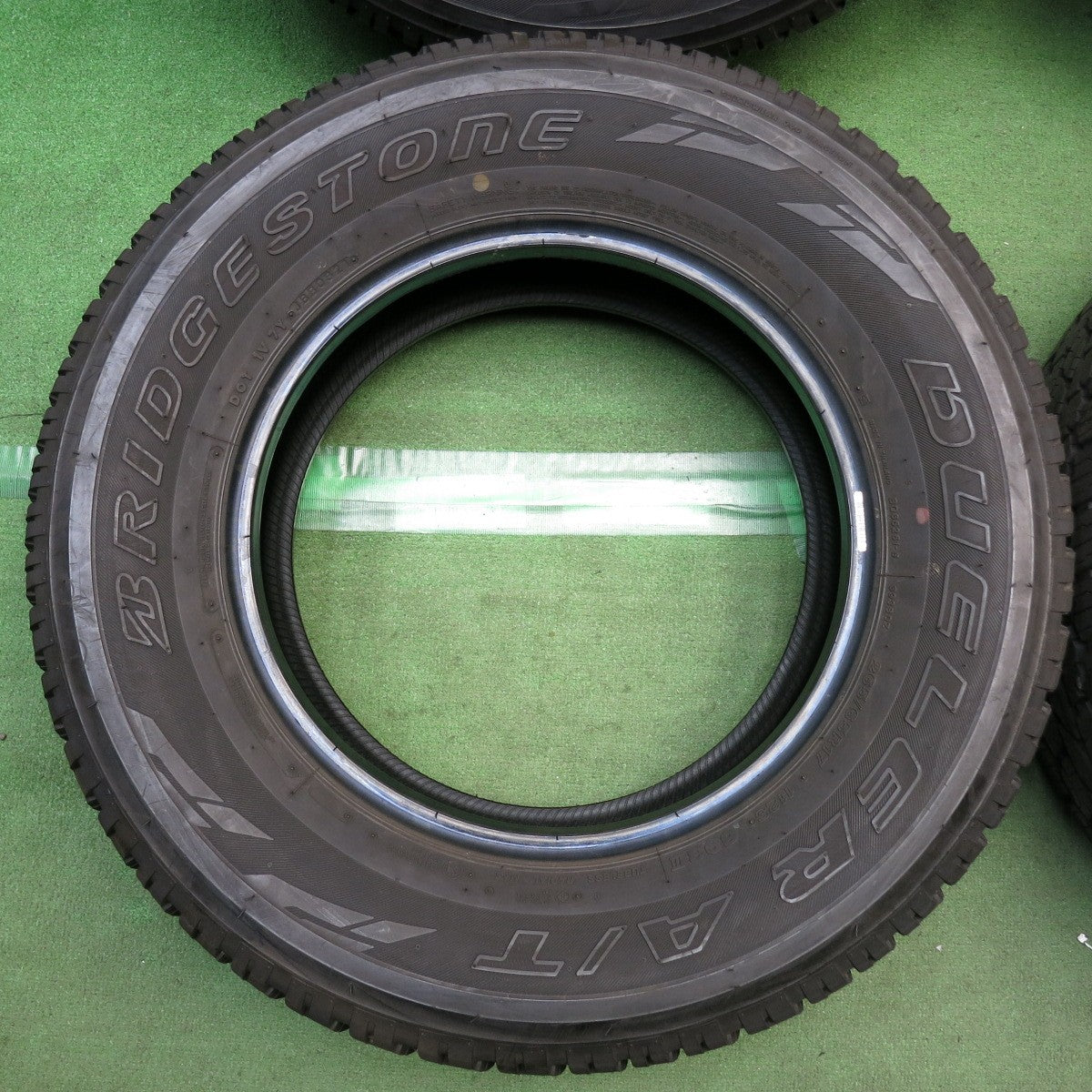 バリ溝！9.5分◎265/65R17 ブリヂストン デューラー A/T 693Ⅲ タイヤ 17インチ ランクル プラド ハイラックス 等◎6092302KKノタ