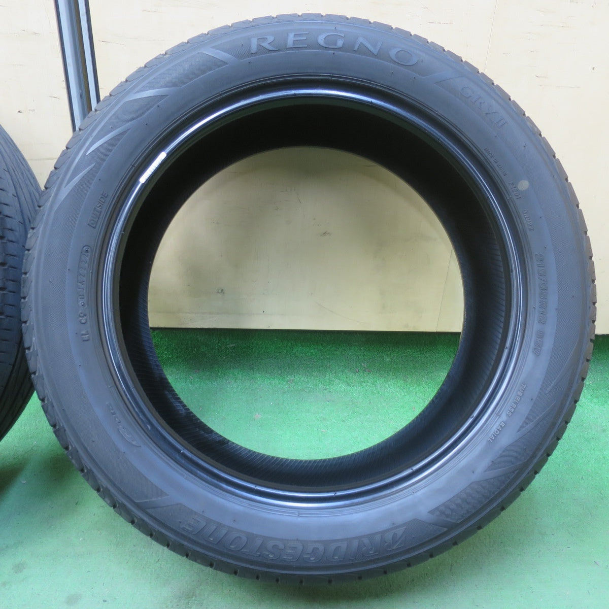 4本価格！22年★215/55R18 ブリヂストン レグノ GRVⅡ GRV2 18インチ タイヤ アルファード ヴェルファイア エスティマ 等★6030404イノタ