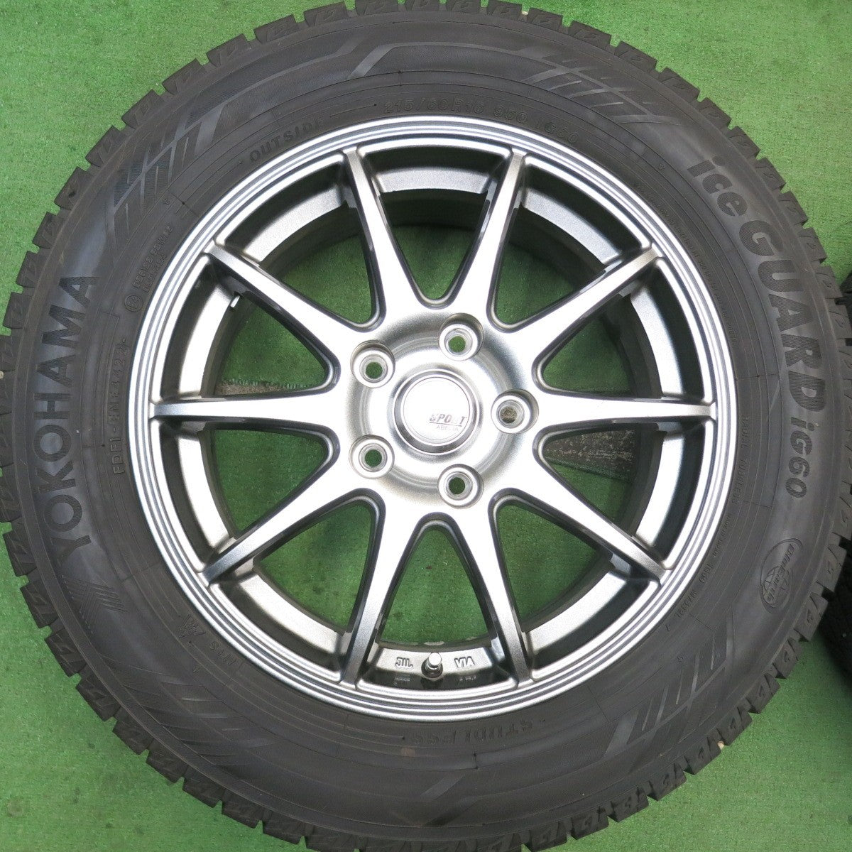 バリ溝！22年！キレイ！9.5分★スタッドレス 215/60R16 ヨコハマ アイスガード iG60 SPORT ABELIA スポルト アベリア 16インチ PCD114.3/5H★5081407HAス