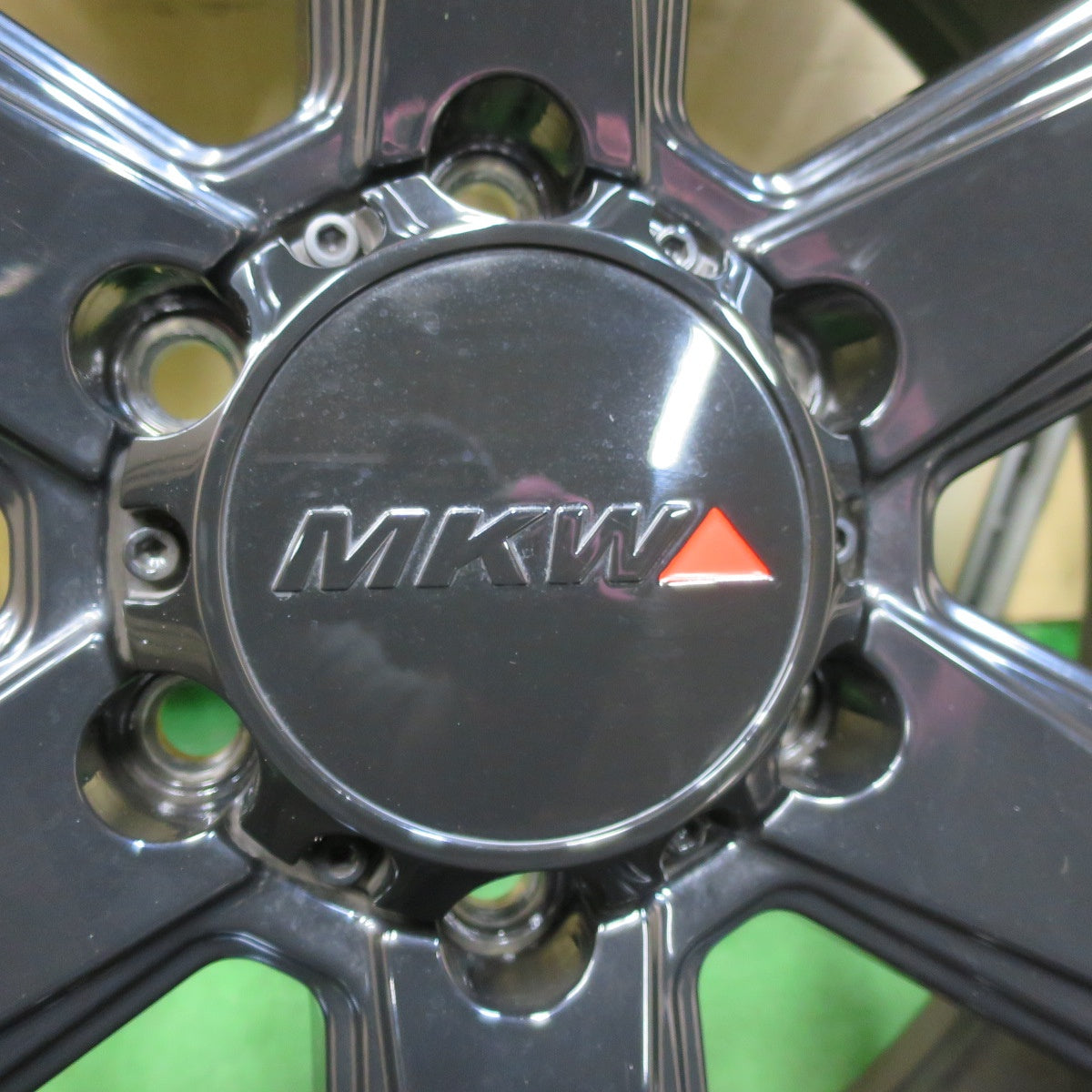 [送料無料] バリ溝！キレイ！9.5分★MKW MK-56 265/50R20 ニットー TERRA GRAPPLER ALL TERRAIN 20インチ PCD139.7/6H★5031809イノ