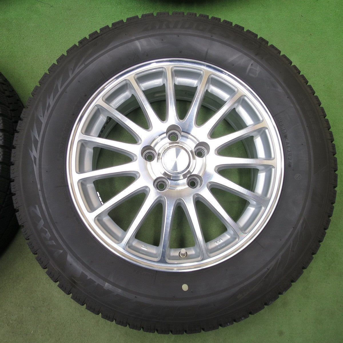 バリ溝！24年！9.5分◎スタッドレス 215/65R16 ブリヂストン ブリザック VRX2 ECO FORME SE-12 エコフォルム 16インチ PCD114.3/5H◎6091102NGス