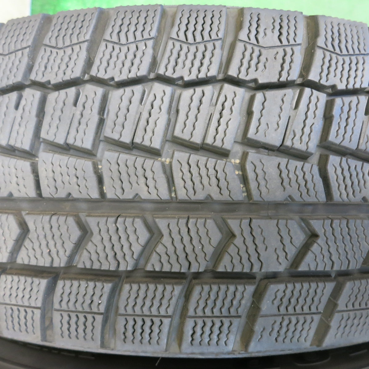 バリ溝！24年！キレイ！9.5分◎スタッドレス 195/65R15 ダンロップ ウインターマックス WM02 MiLLOUS PS ミルアス 15インチ PCD114.3/5H◎6071802HAス