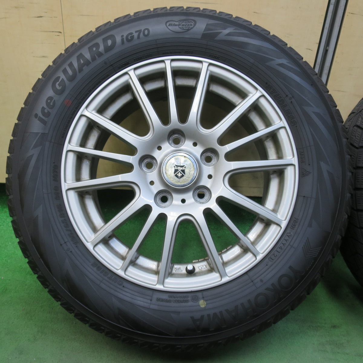 4本価格！21年★スタッドレス 195/65R15 ヨコハマ アイスガード iG70 GMach 15インチ PCD114.3/5H★5102401イス