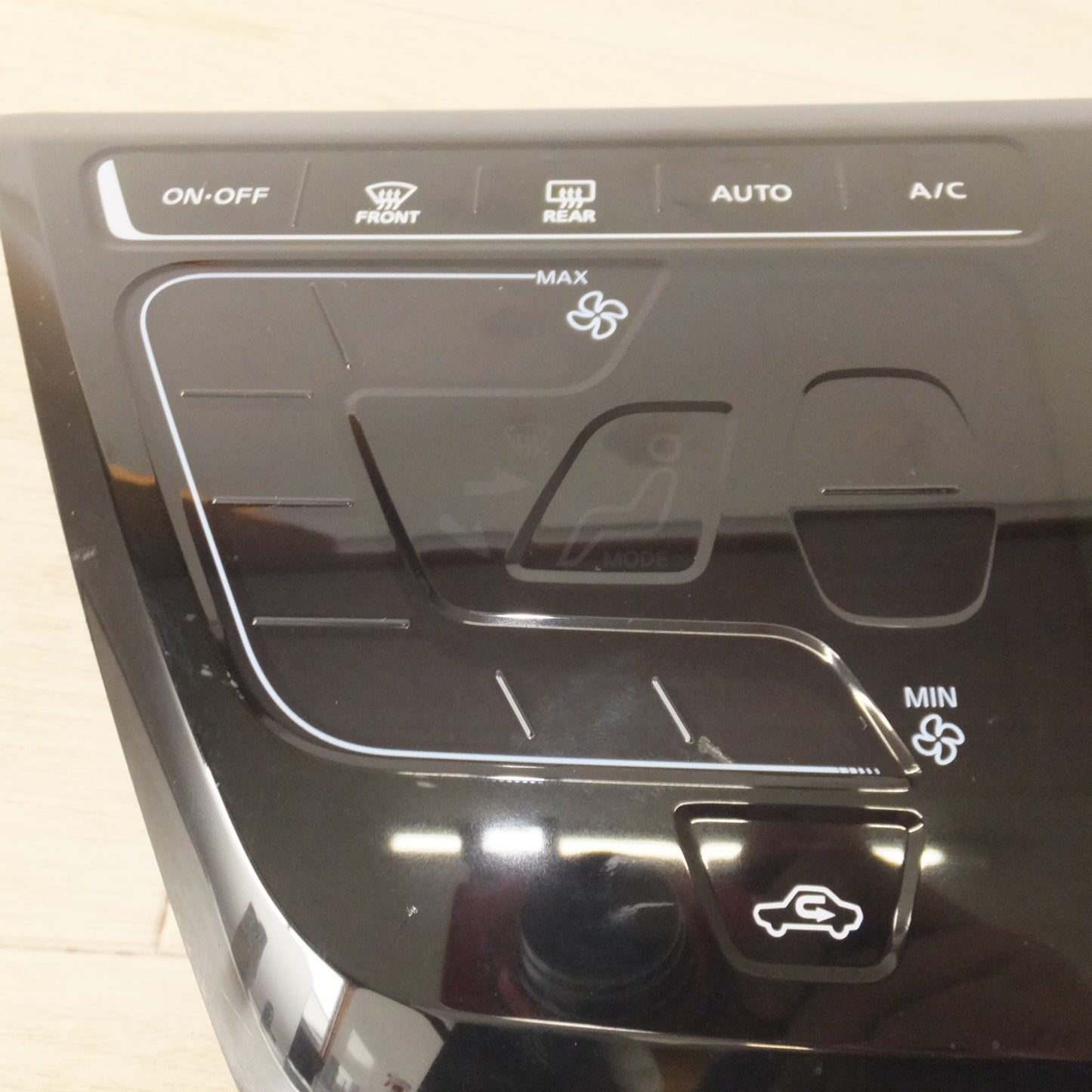 [送料無料] ★日産 NISSAN 純正 デイズ B44W エアコンスイッチパネル 27500 7MB0B★