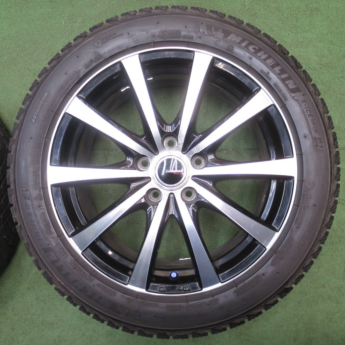 バリ溝！23年！9.5分★スタッドレス 215/50R17 ミシュラン X-ICE SNOW Galeria GS01 ガレリア 17インチ PCD114.3/5H★6051810NJス
