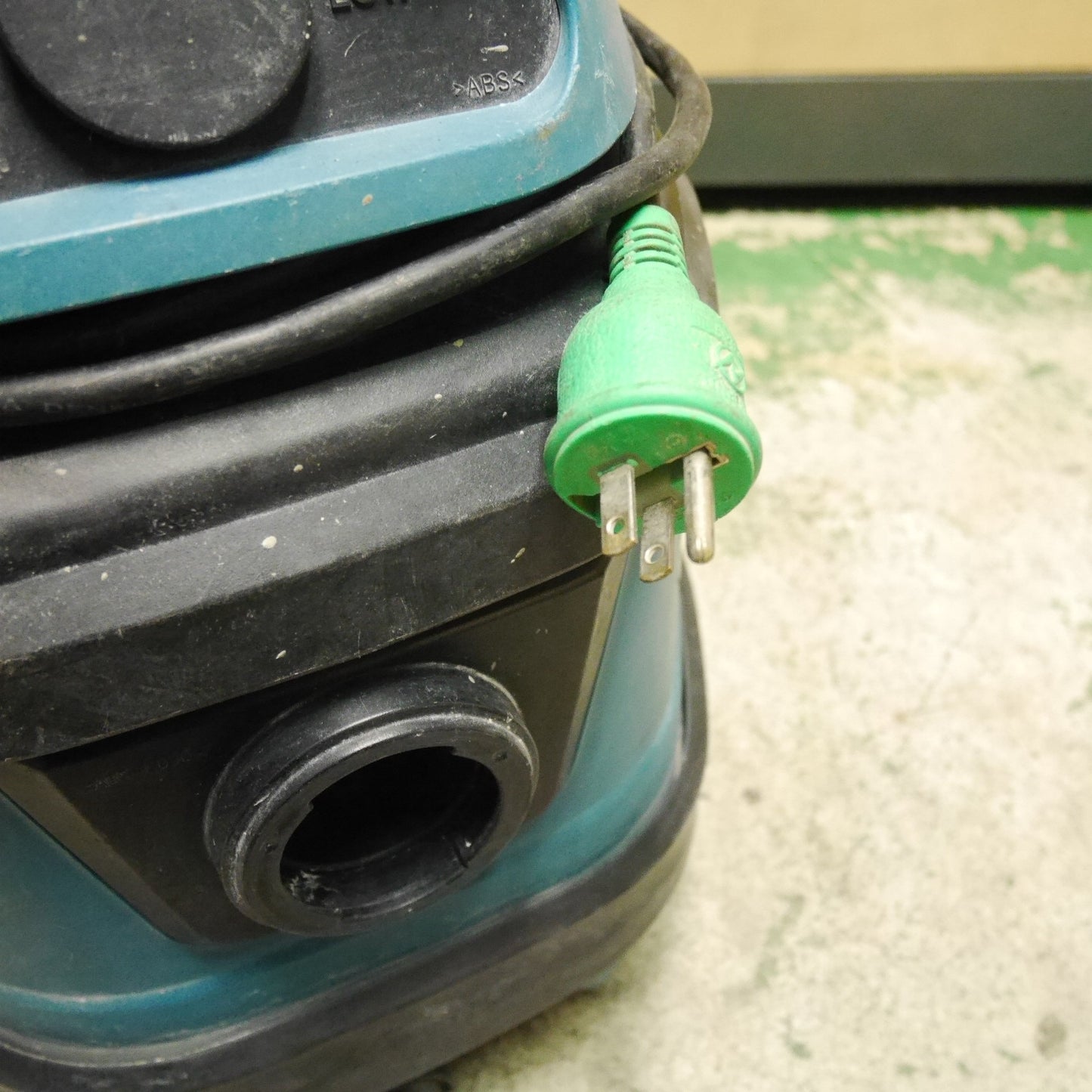 [送料無料] ホース付き☆マキタ 乾式 専用 業務用 強・弱 2スピード 集じん機 472 業務用 集塵機 掃除機 makita☆