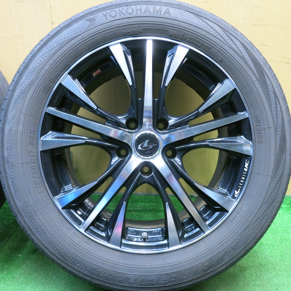 4本価格★LEONIS UC 215/60R17 ヨコハマ ブルーアース RV-02 レオニス 17インチ PCD114.3/5H★5050301HAノ