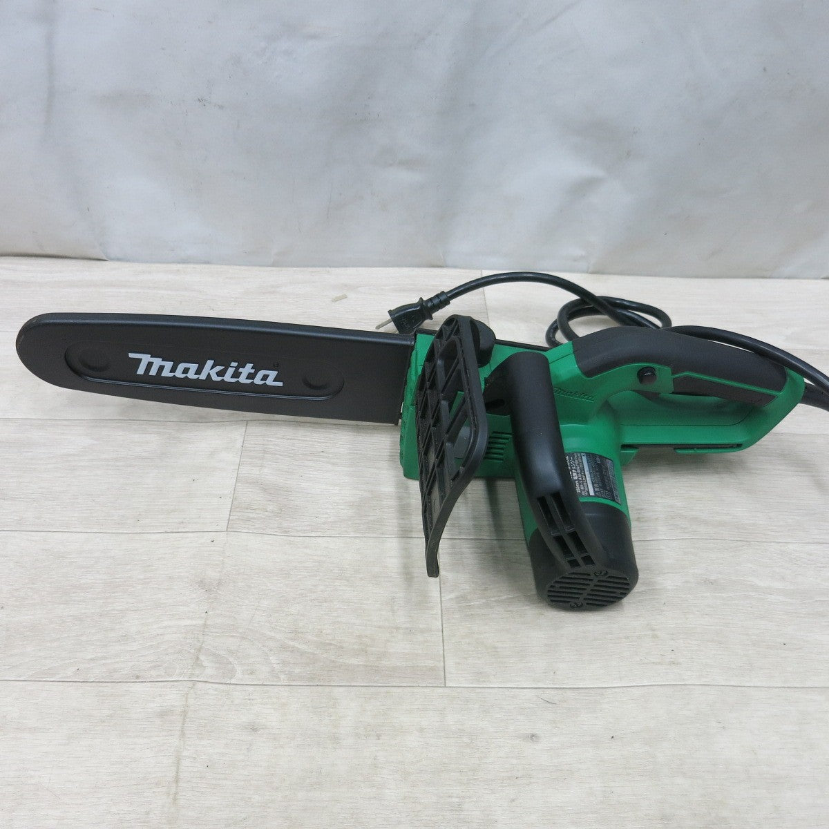 [送料無料] ◆マキタ 250mm 電気 チェンソー 100V M502 チェーンソー 電動 工具 ジャンク◆