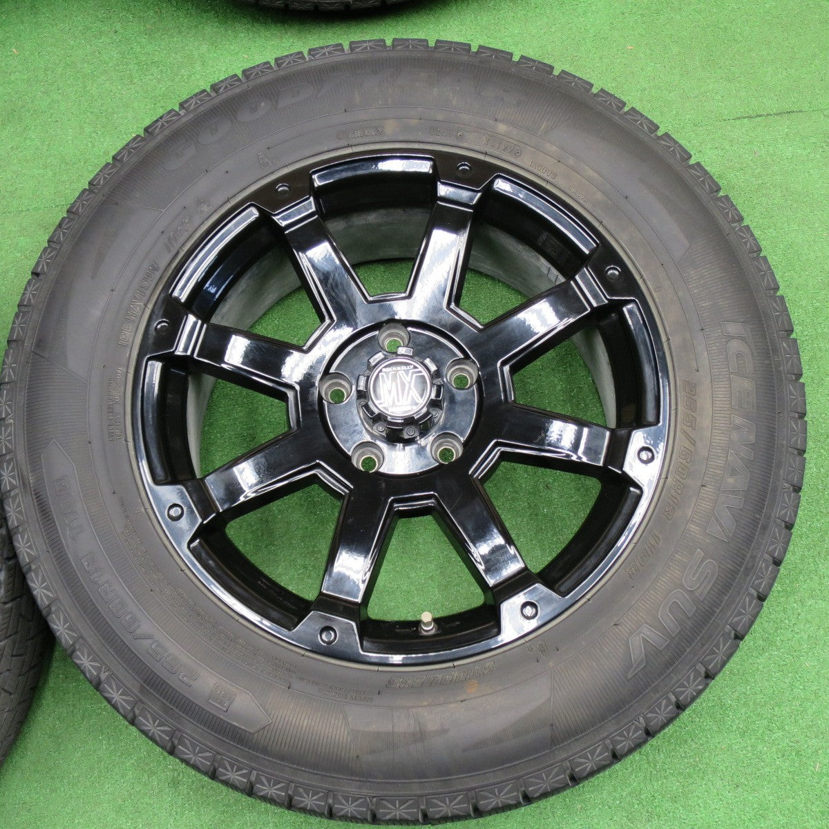 バリ溝！22年！9.5分★ジープ 等 ROCK KELLY MX 632 LOXARNY 265/60R18 スタッドレス グッドイヤー アイスナビ SUV ロックケリー ロクサーニ 18インチ PCD127/5H★6031502NKス