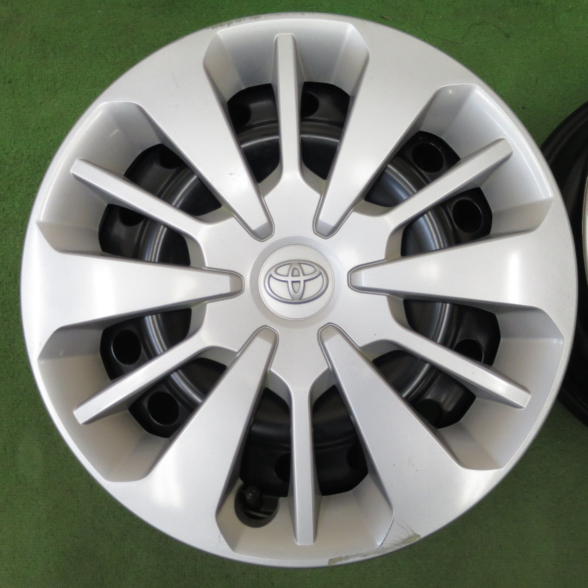 キレイ◎トヨタ タンク パッソ ルーミー 等 純正 スチール ホイール 14インチ 14×5J PCD100/4H◎6101201NGホ